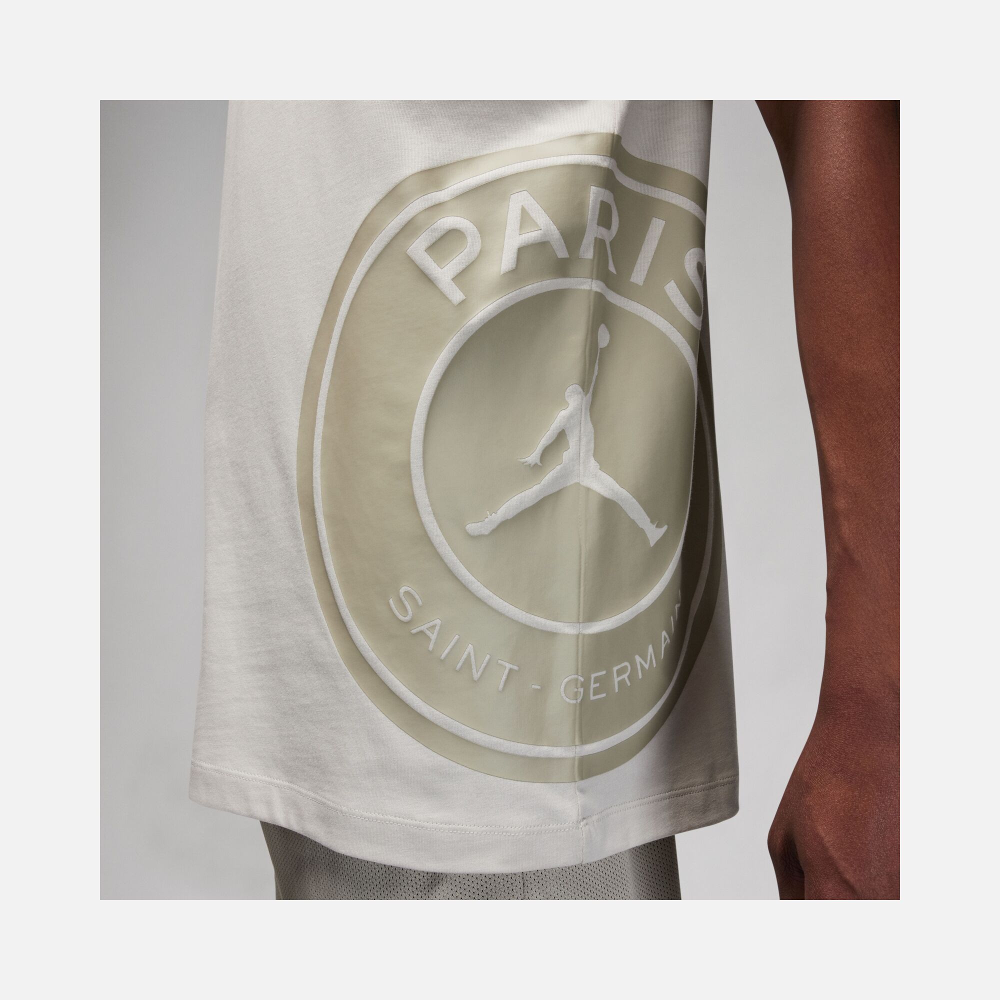 Nike Jordan Paris Saint-Germain Logo Short-Sleeve Erkek Tişört