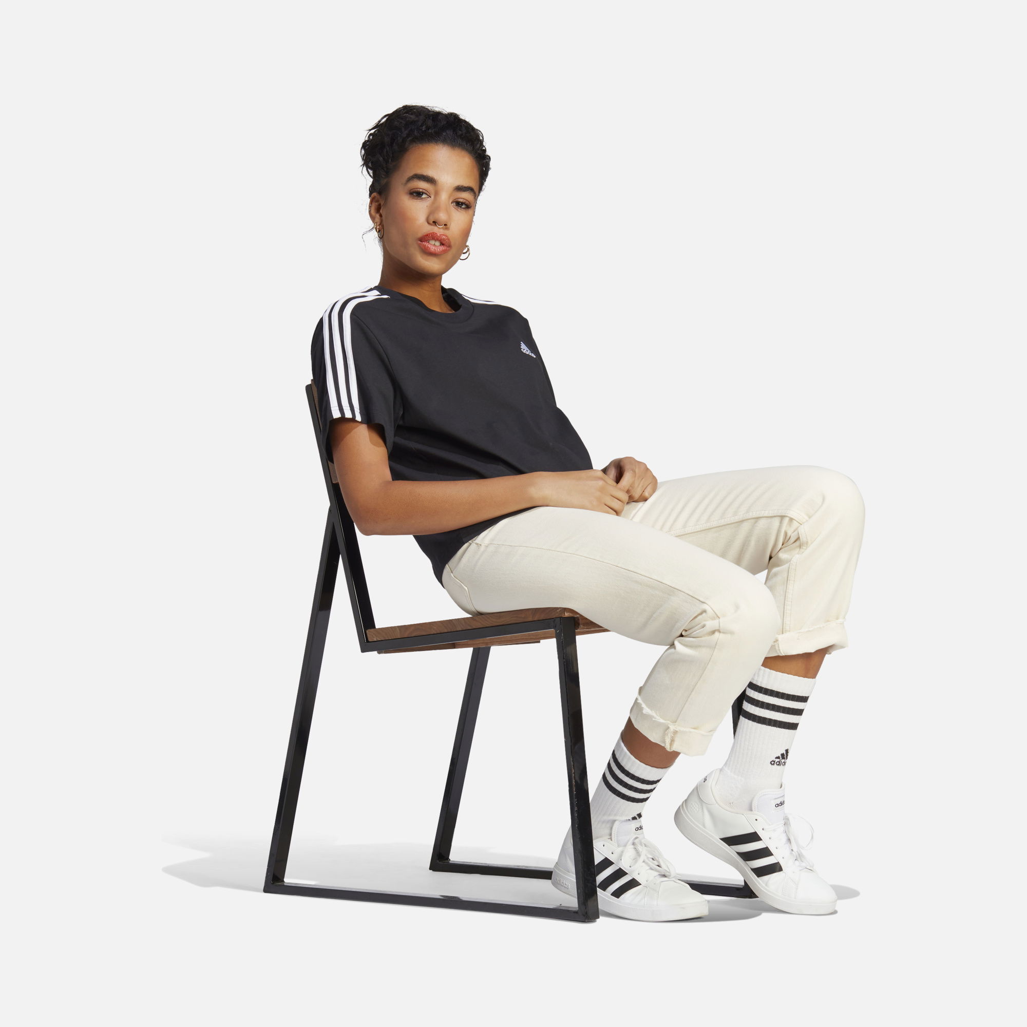 adidas Essentials 3-Stripes Single Jersey Crop Kadın Tişört