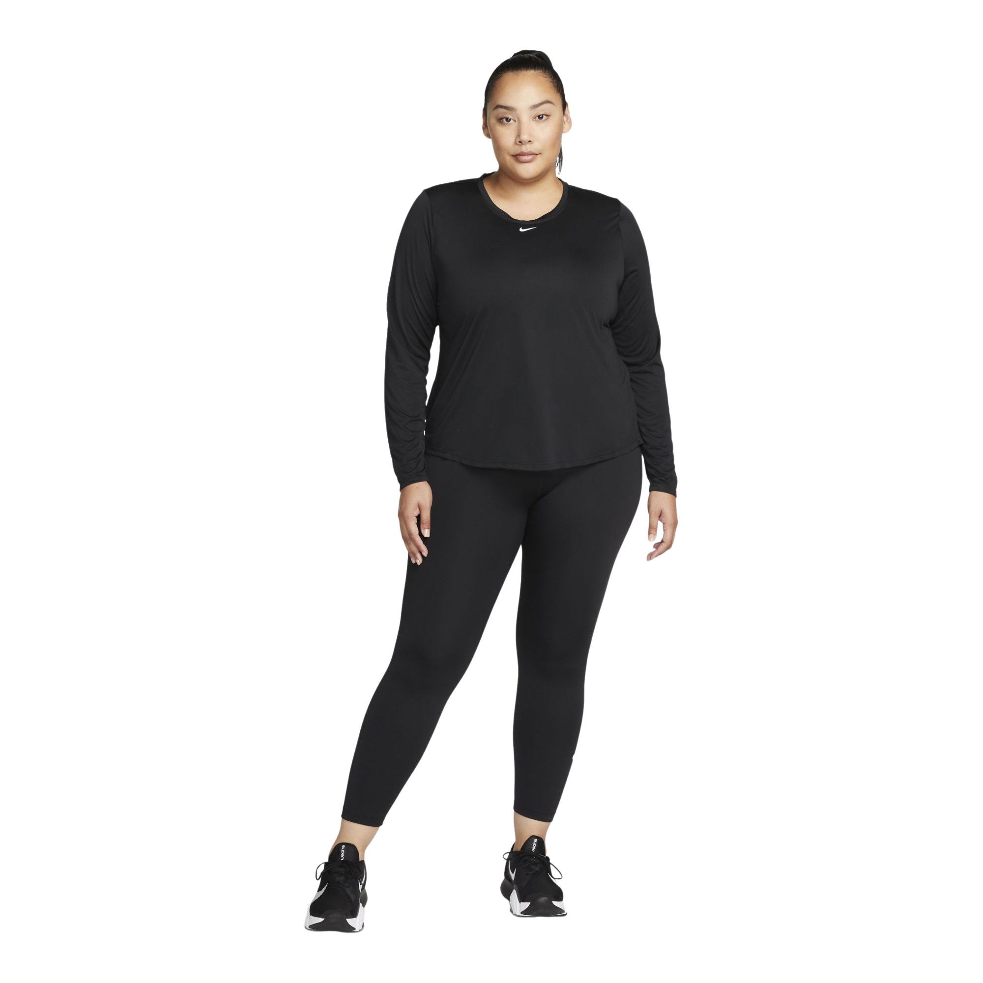 Nike Dri-Fit One Standard Fit Long-Sleeve (Plus-Size) Kadın Tişört