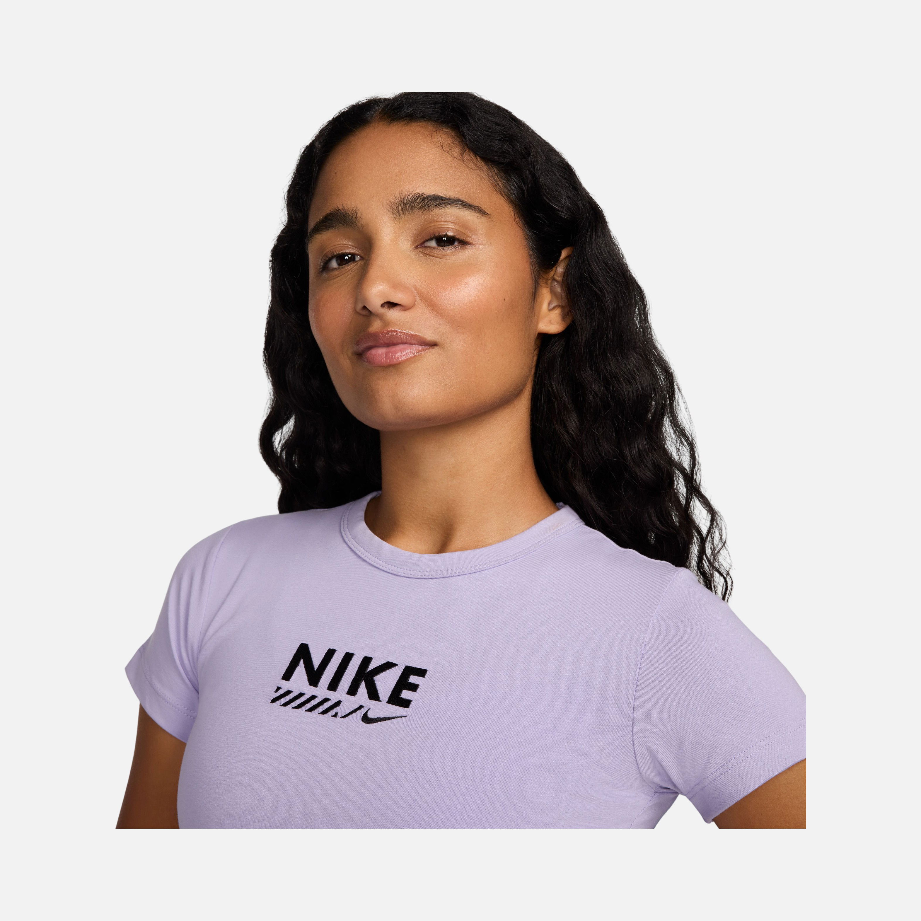 Nike Sportswear Gel Cropped Short-Sleeve Kadın Tişört