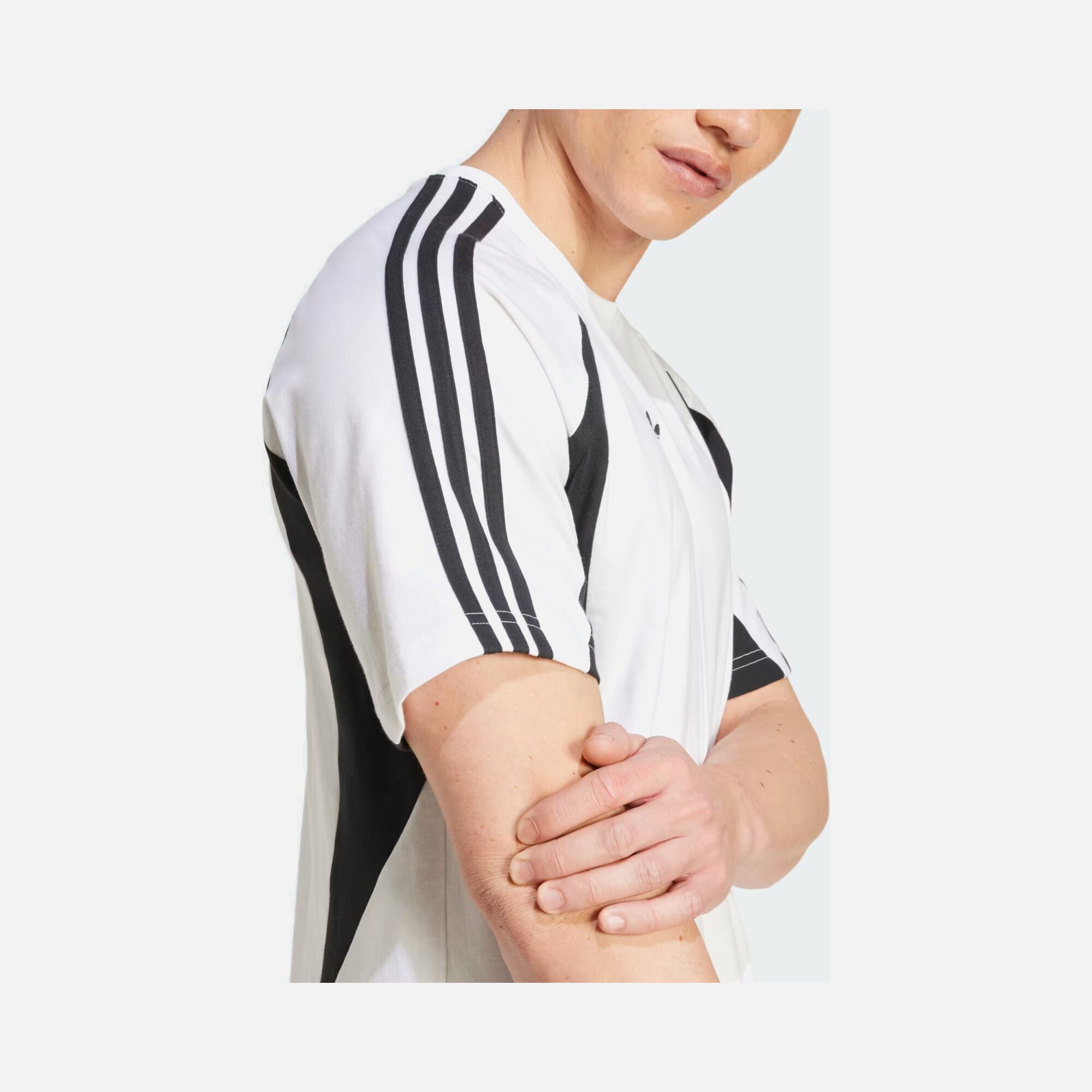 adidas Sportswear Archive 3-Stripes Short-Sleeve Erkek Tişört