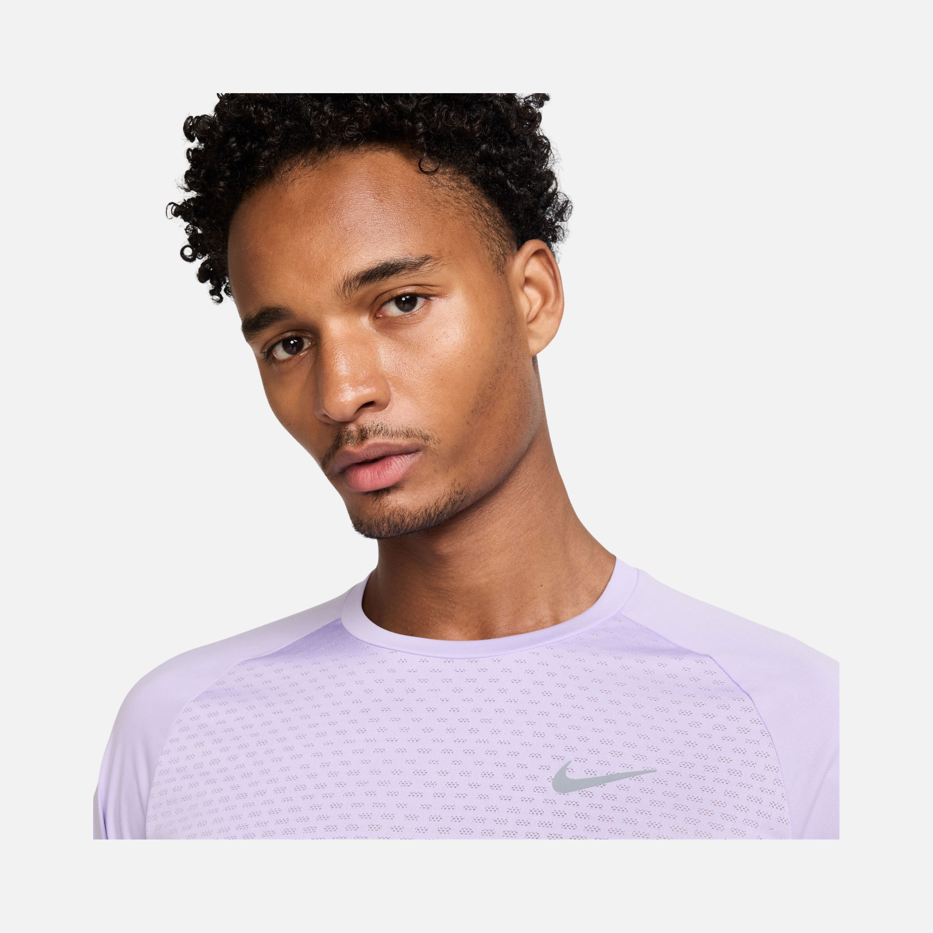 Nike Dri-Fit ADV Stride Running Short-Sleeve Erkek Tişört