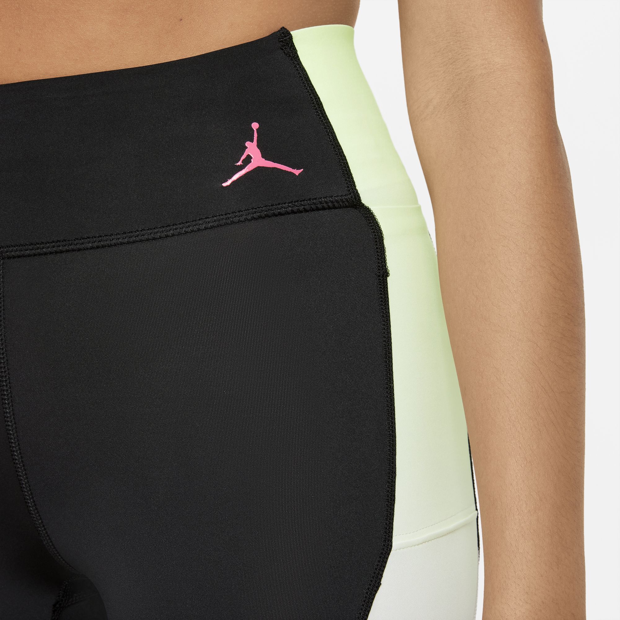 Nike Jordan Heatwave Printed Bike Kadın Şort