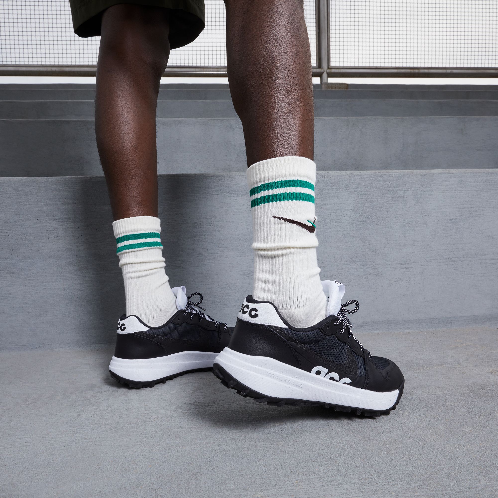 Nike ACG Lowcate FW22 Erkek Spor Ayakkabı