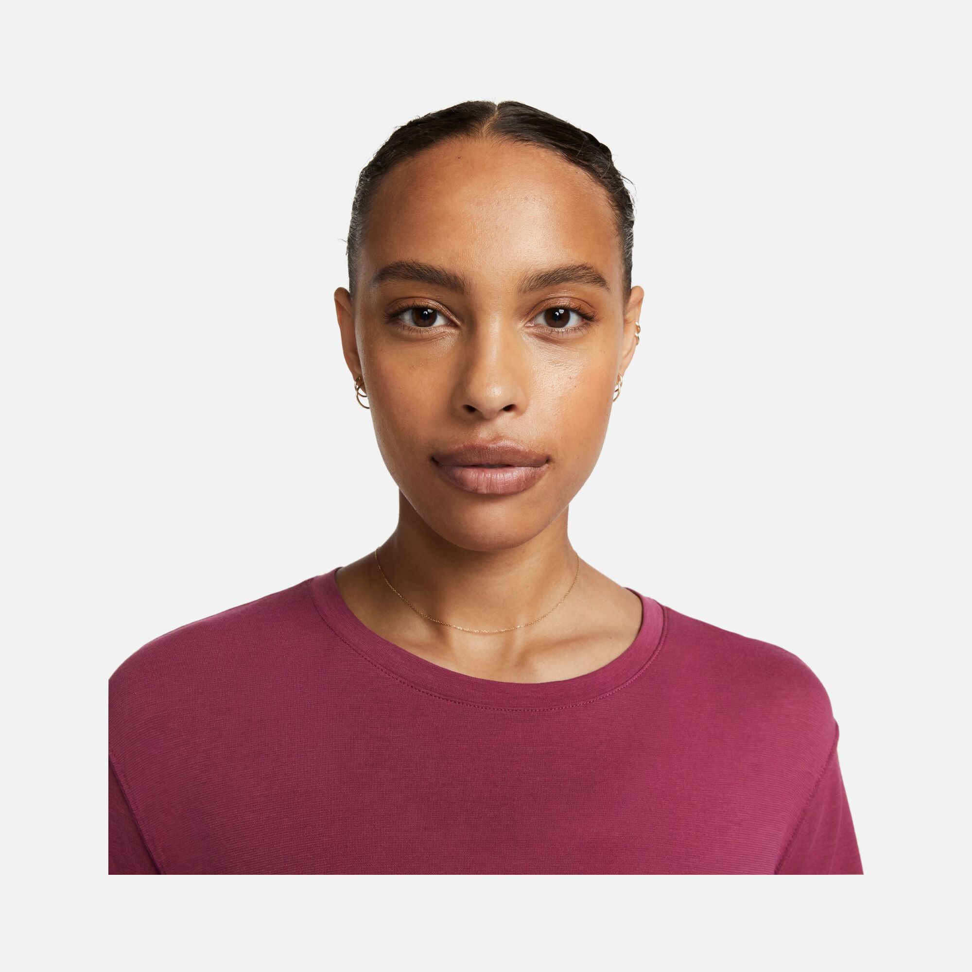 Nike Yoga Dri-Fit Training Short-Sleeve Kadın Tişört