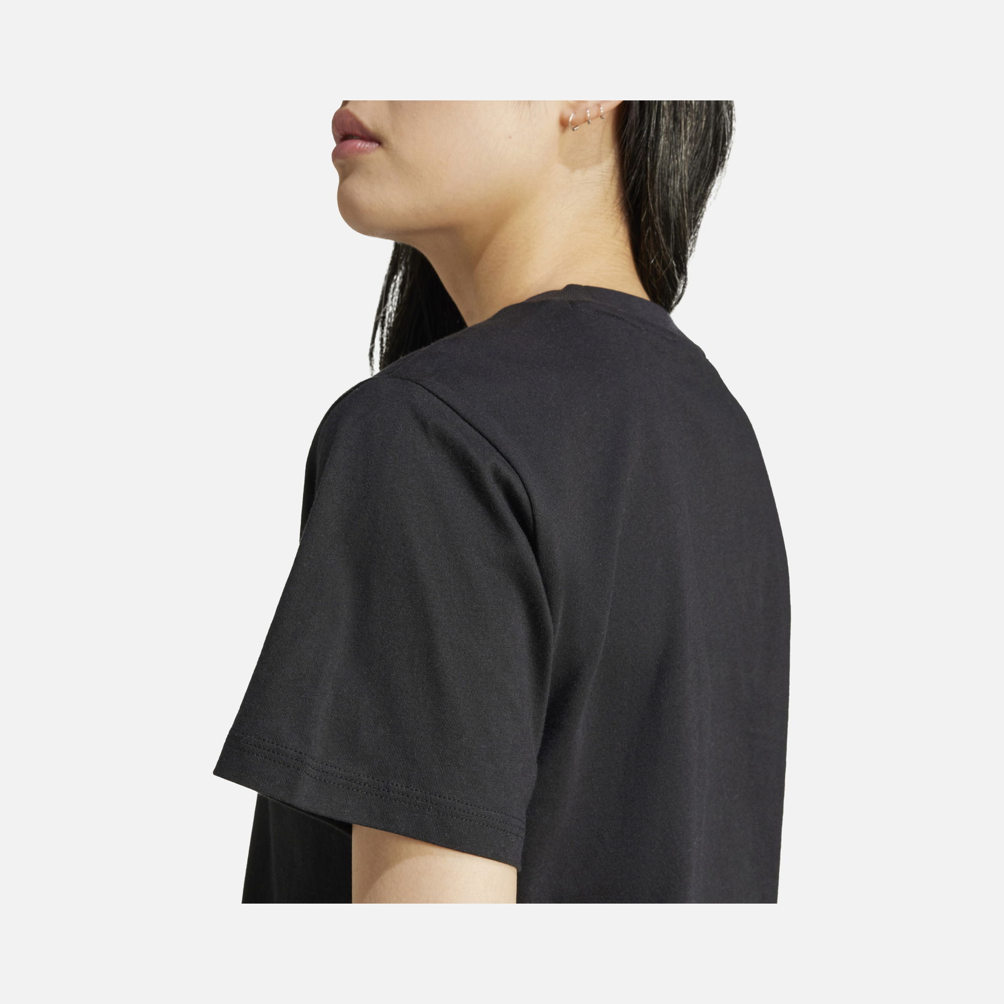 adidas Sportswear Essentials Small Logo Cotton Crew Neck Short-Sleeve Kadın Tişört