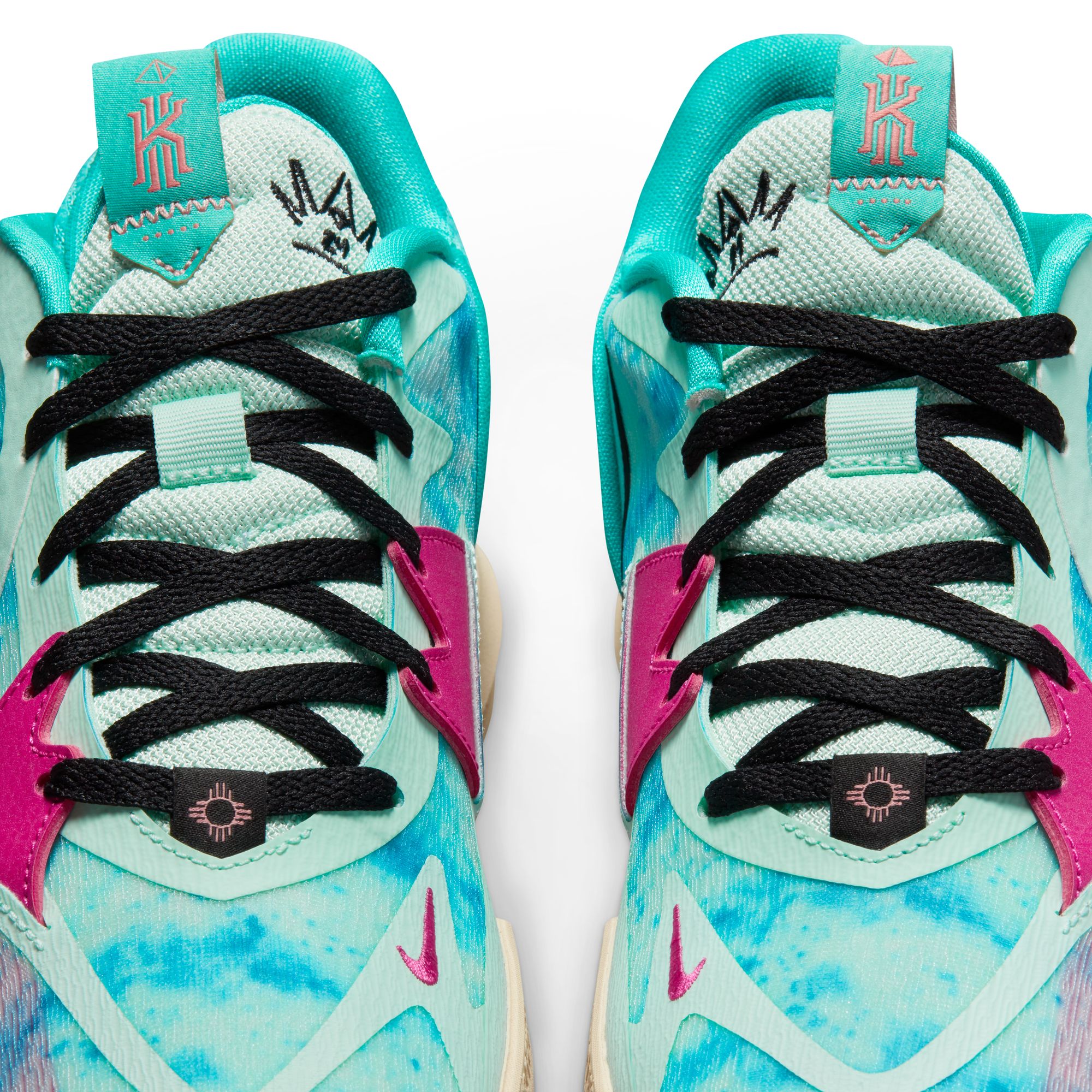 Nike Kyrie Low 5 Community "Jewell Loyd" Erkek Basketbol Ayakkabısı