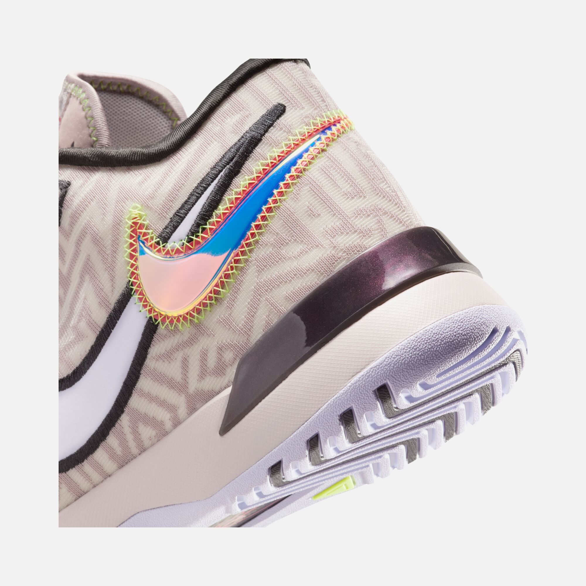 Nike LeBron James NXXT Genisus Erkek Basketbol Ayakkabısı