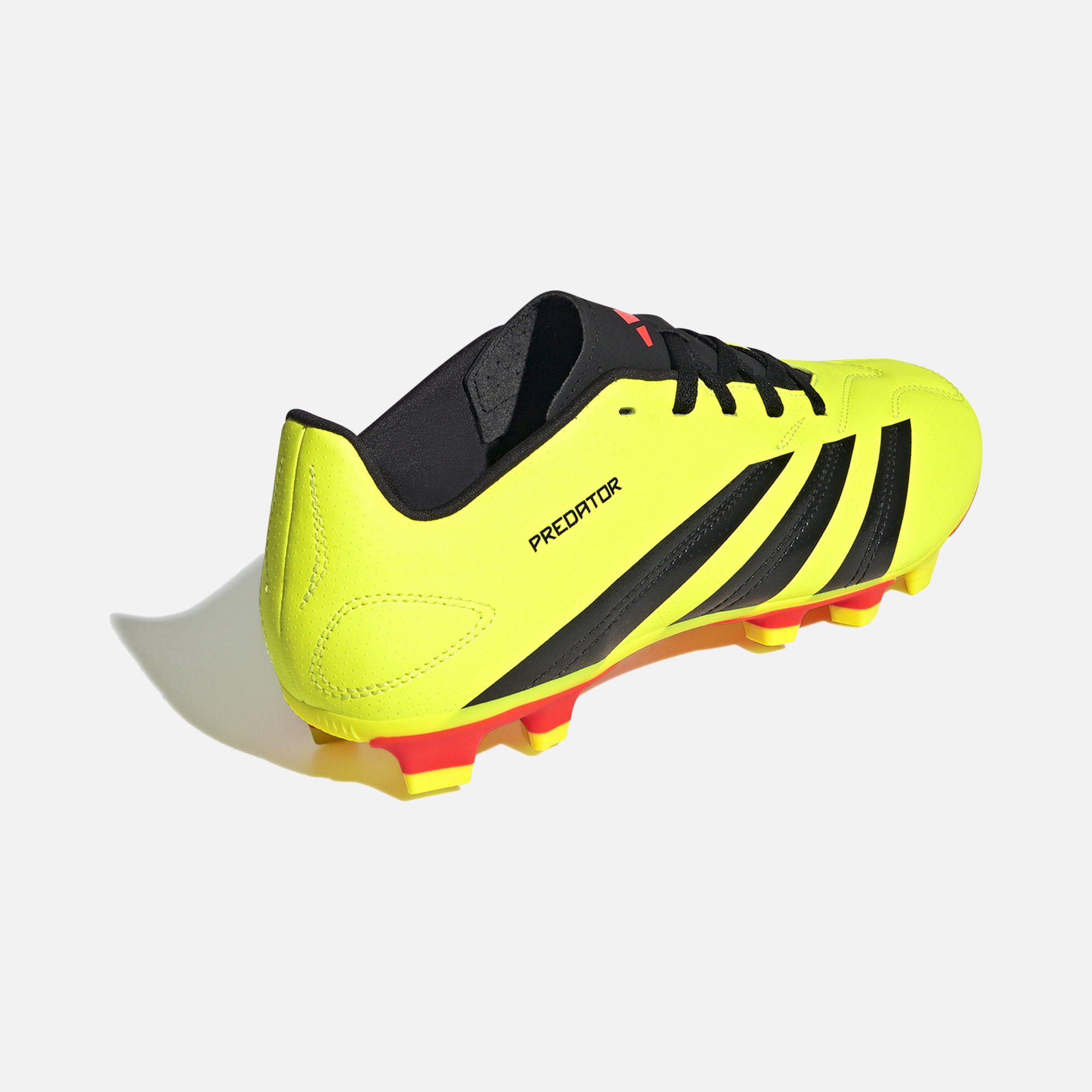 adidas Predator Club FG Erkek Krampon