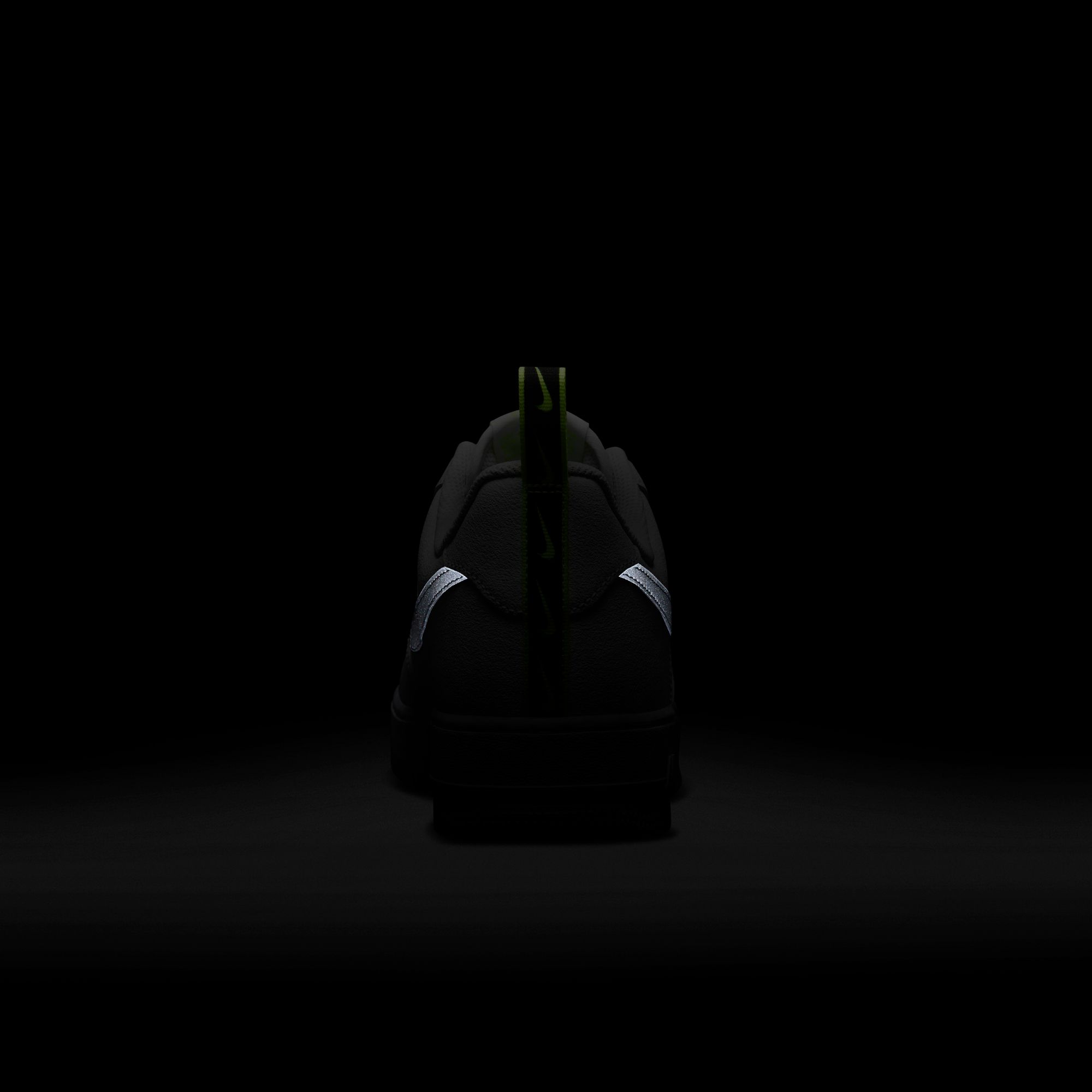 Nike Air Force 1 '07 Erkek Spor Ayakkabı