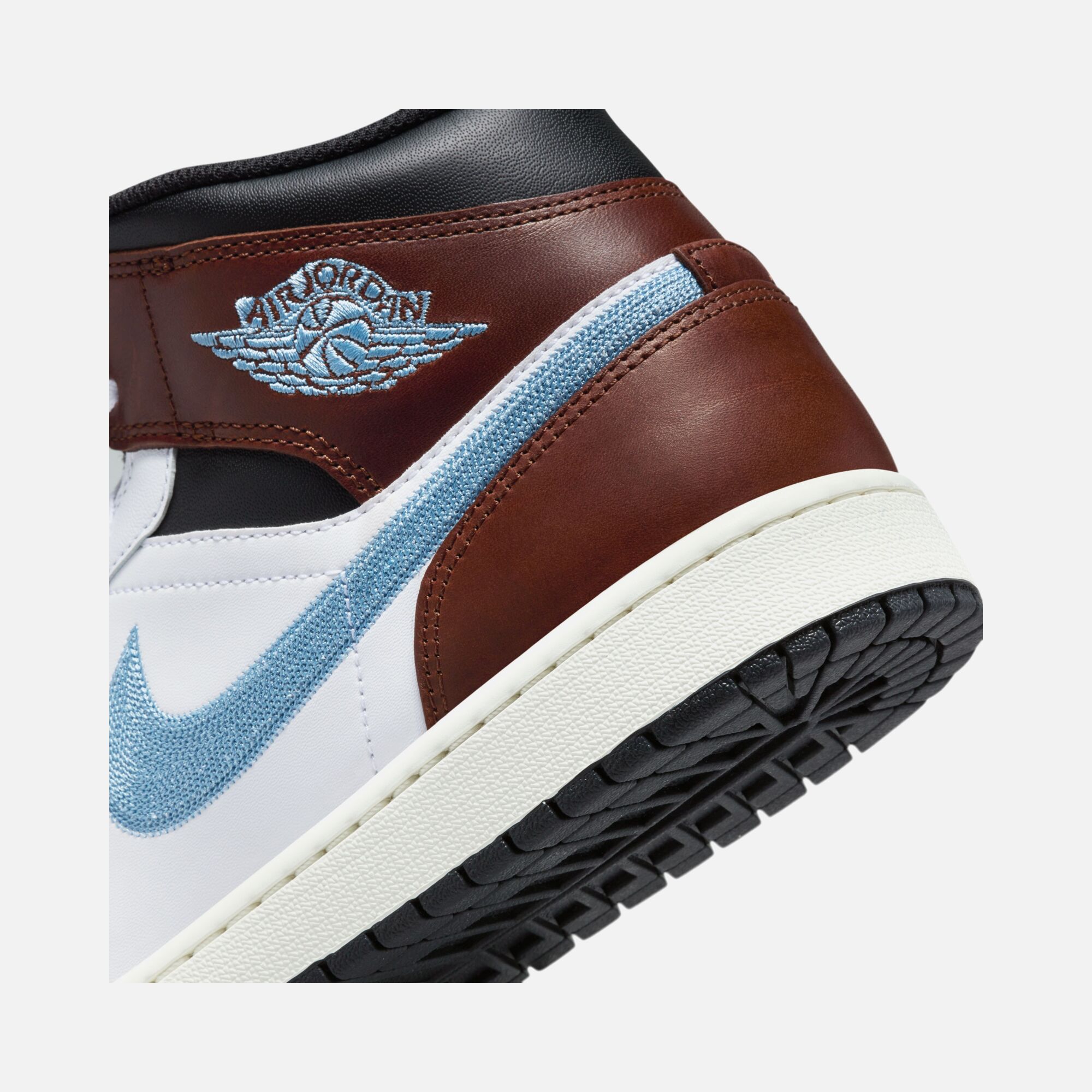 Nike Air Jordan 1 Mid SE ''Embroidered Swoosh & Brand'' Erkek Spor Ayakkabı