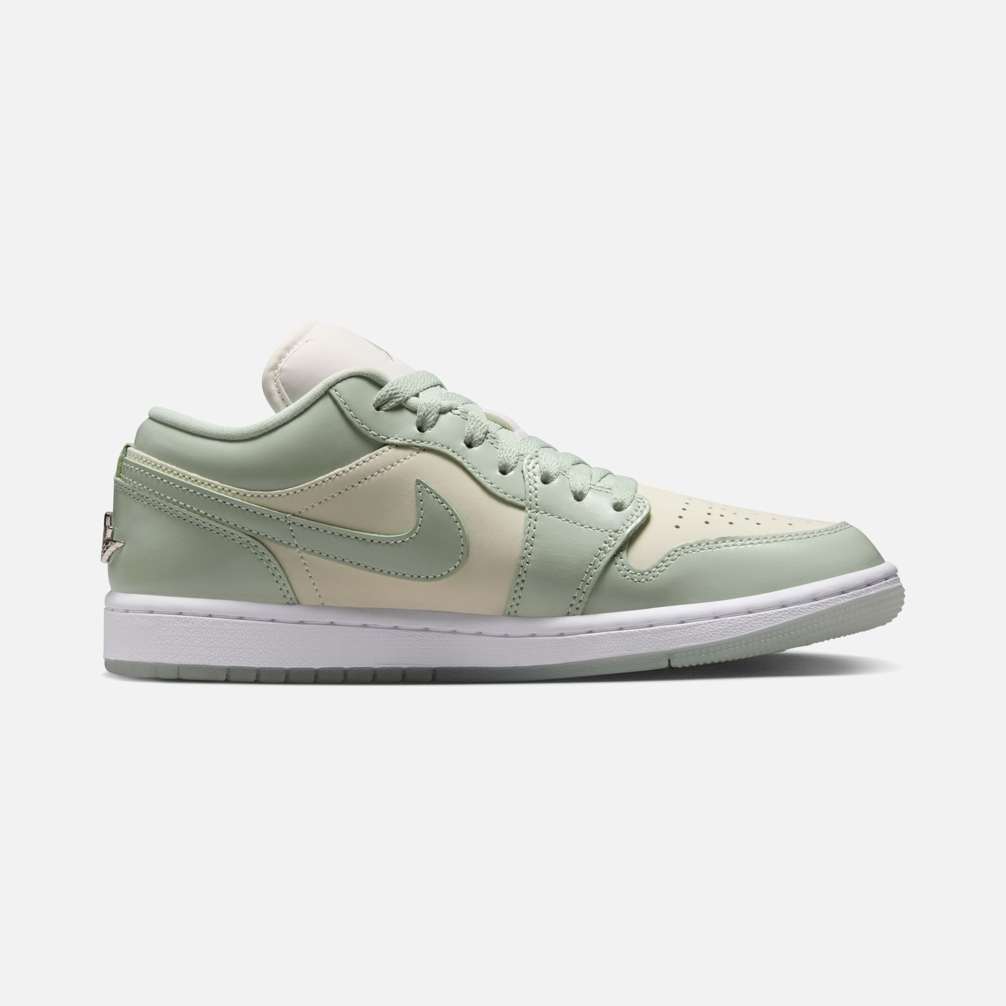Nike Air Jordan 1 Low SE ''Jordan Metallic Accent Detail'' Kadın Spor Ayakkabı