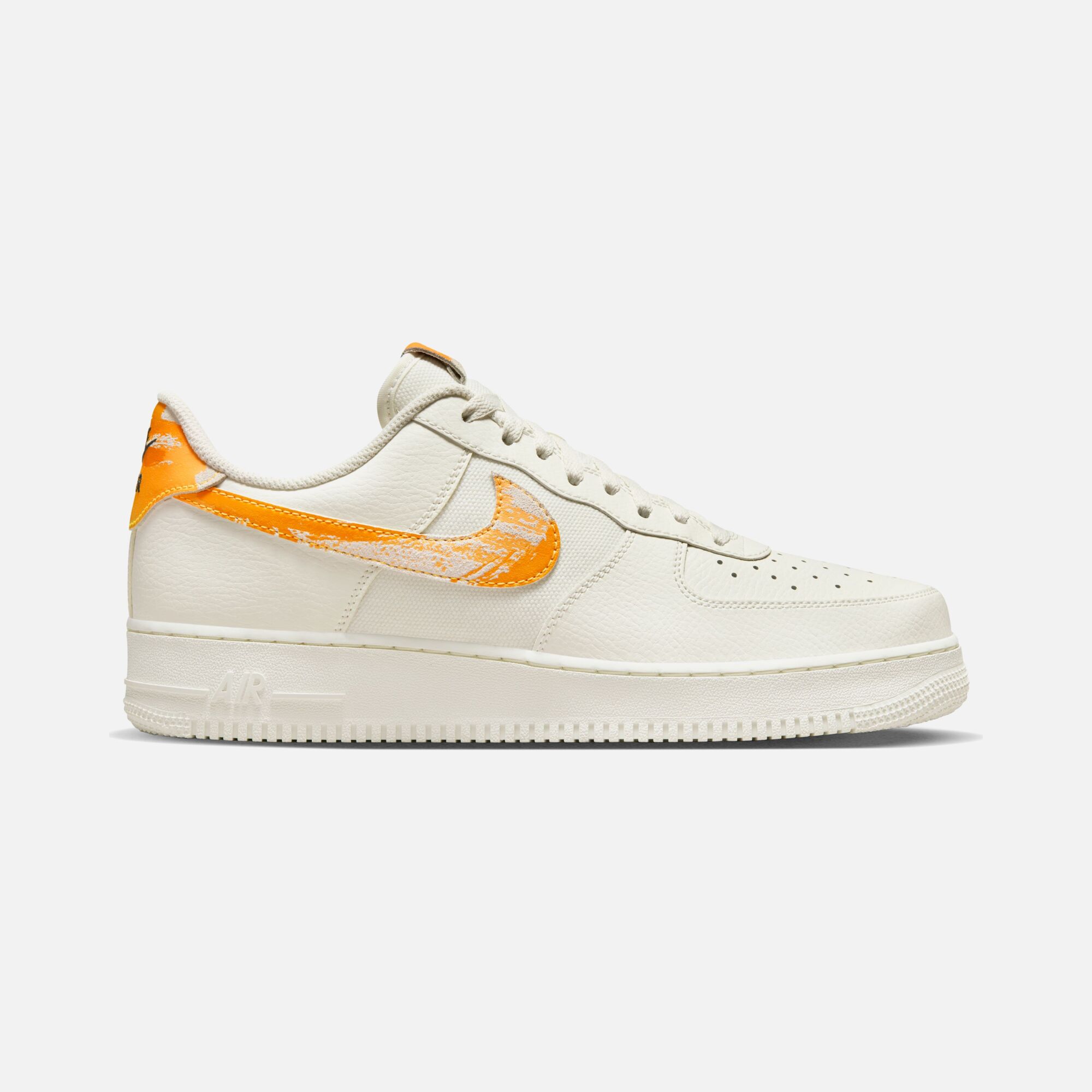 Nike Air Force 1 '07 “Wear and Tear Swoosh” Erkek Spor Ayakkabı