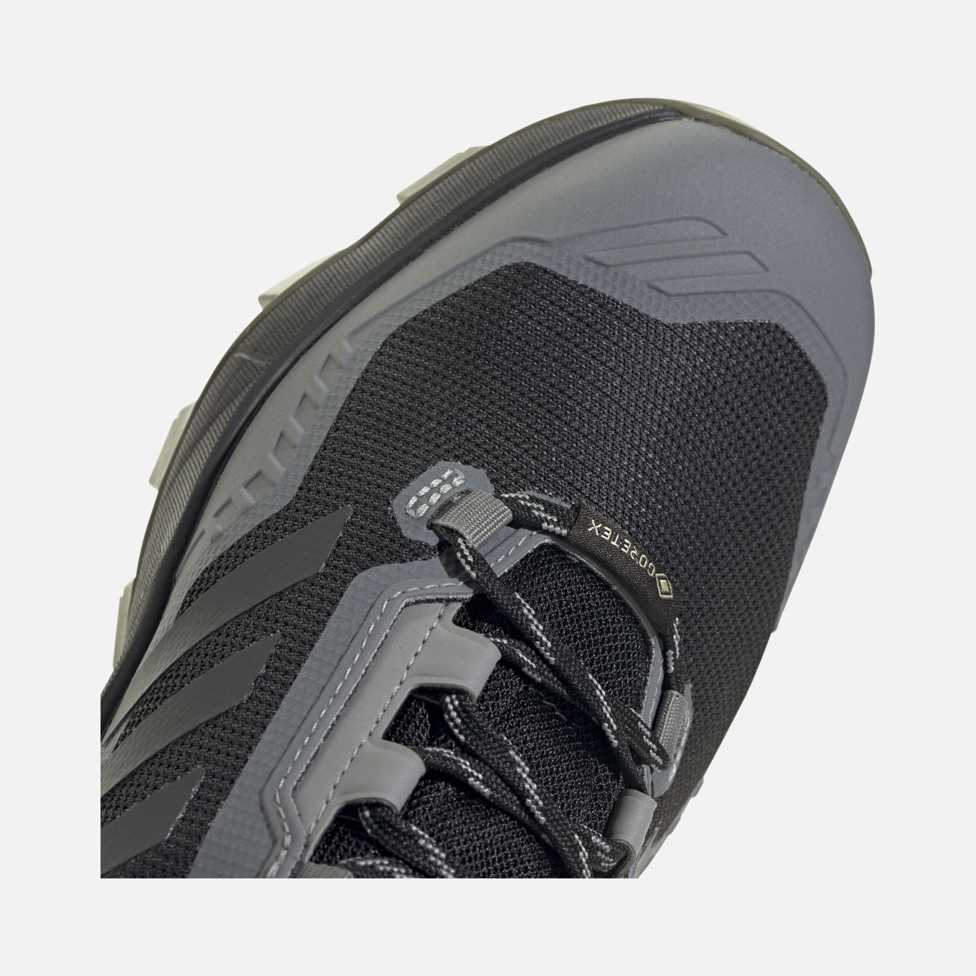 adidas Terrex Swift R3 Mid Gore-Tex Erkek Spor Ayakkabı