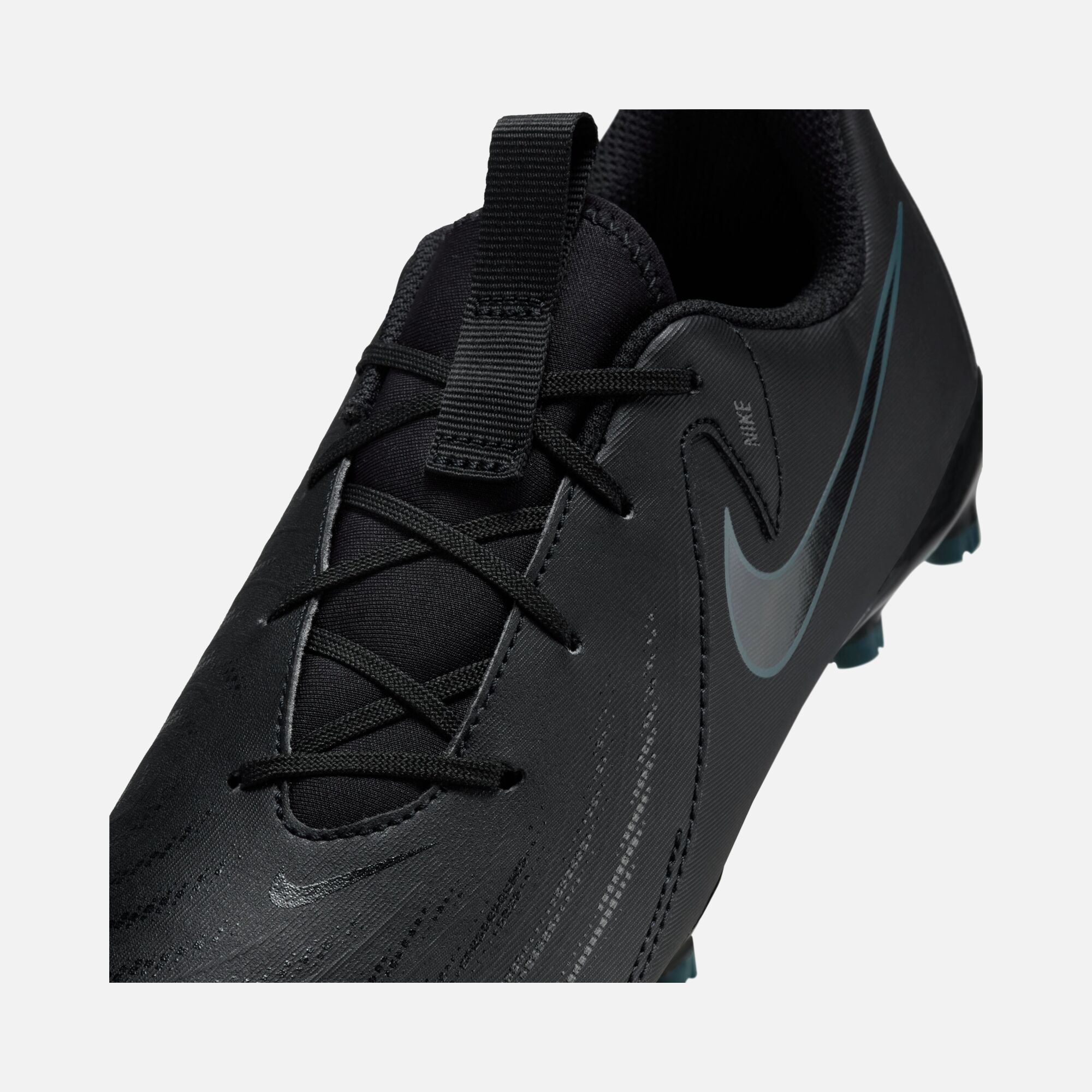 Nike Jr. Phantom GX II Academy FG/MG Multi-Ground Low-Top Çocuk Krampon