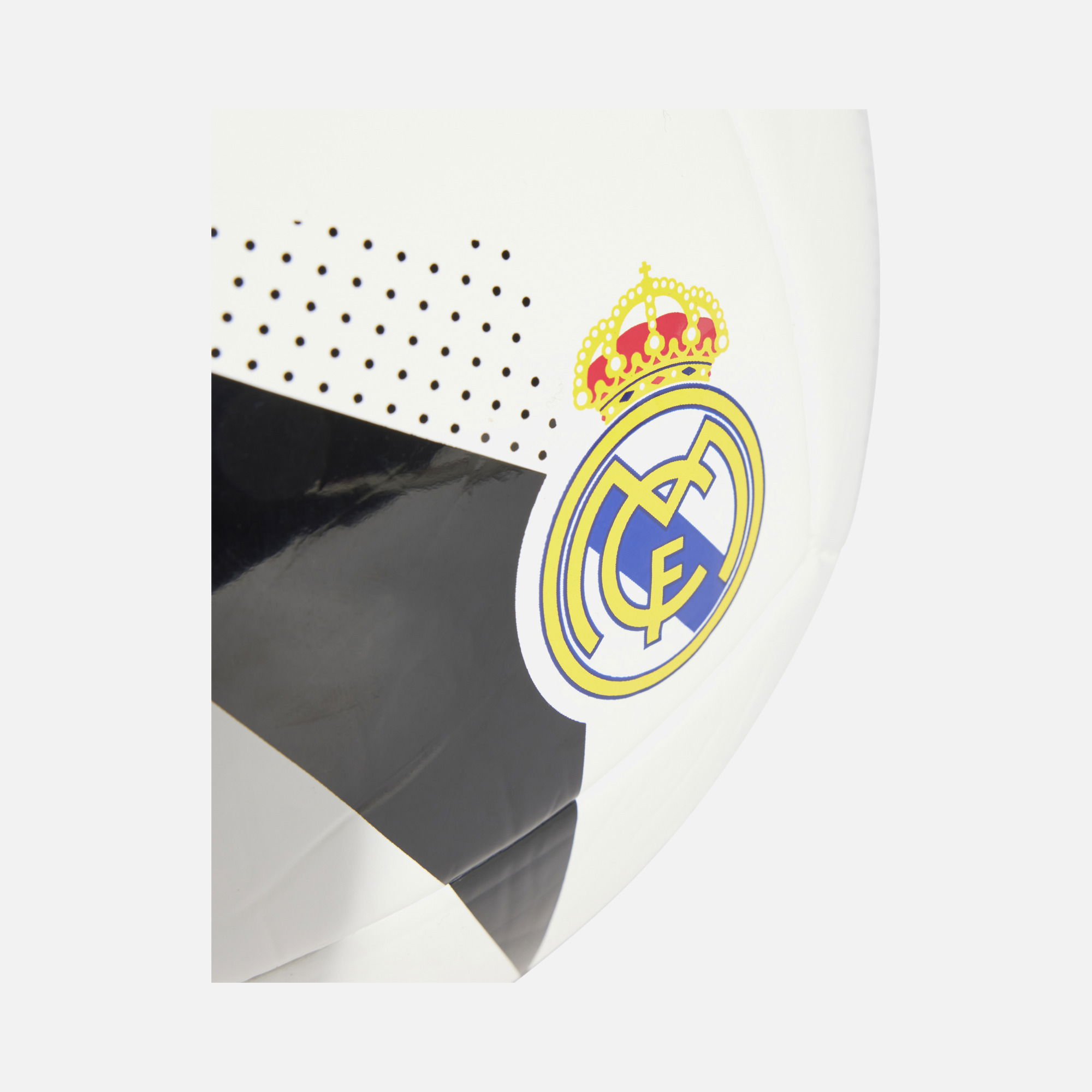 adidas Real Madrid Club Home ''Machine Stitching & Butyl Ball Inner Tube'' No:5 Futbol Topu