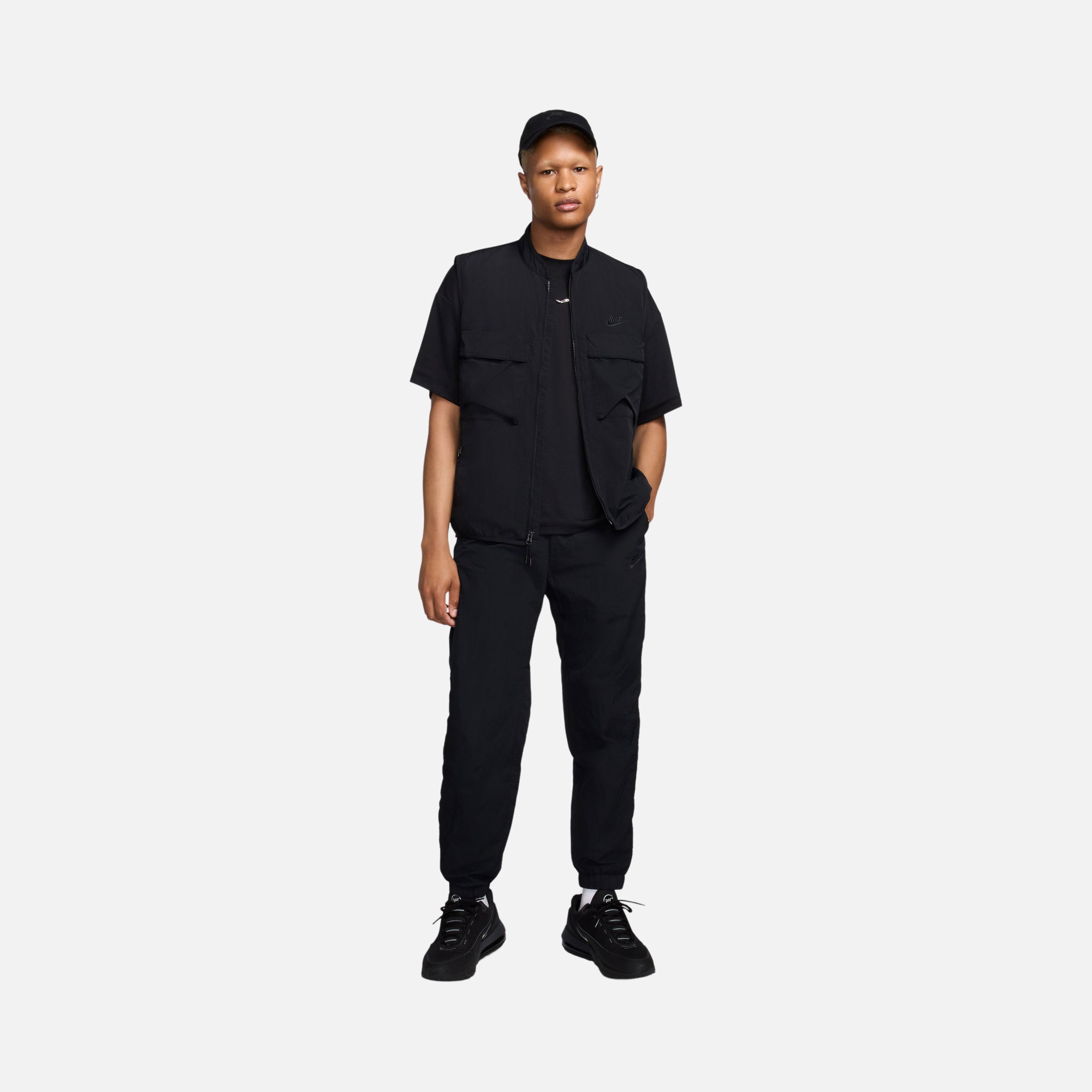 Nike Sportswear Tech Woven ''Spraying & UV Finishing'' Full-Zip Erkek Yelek