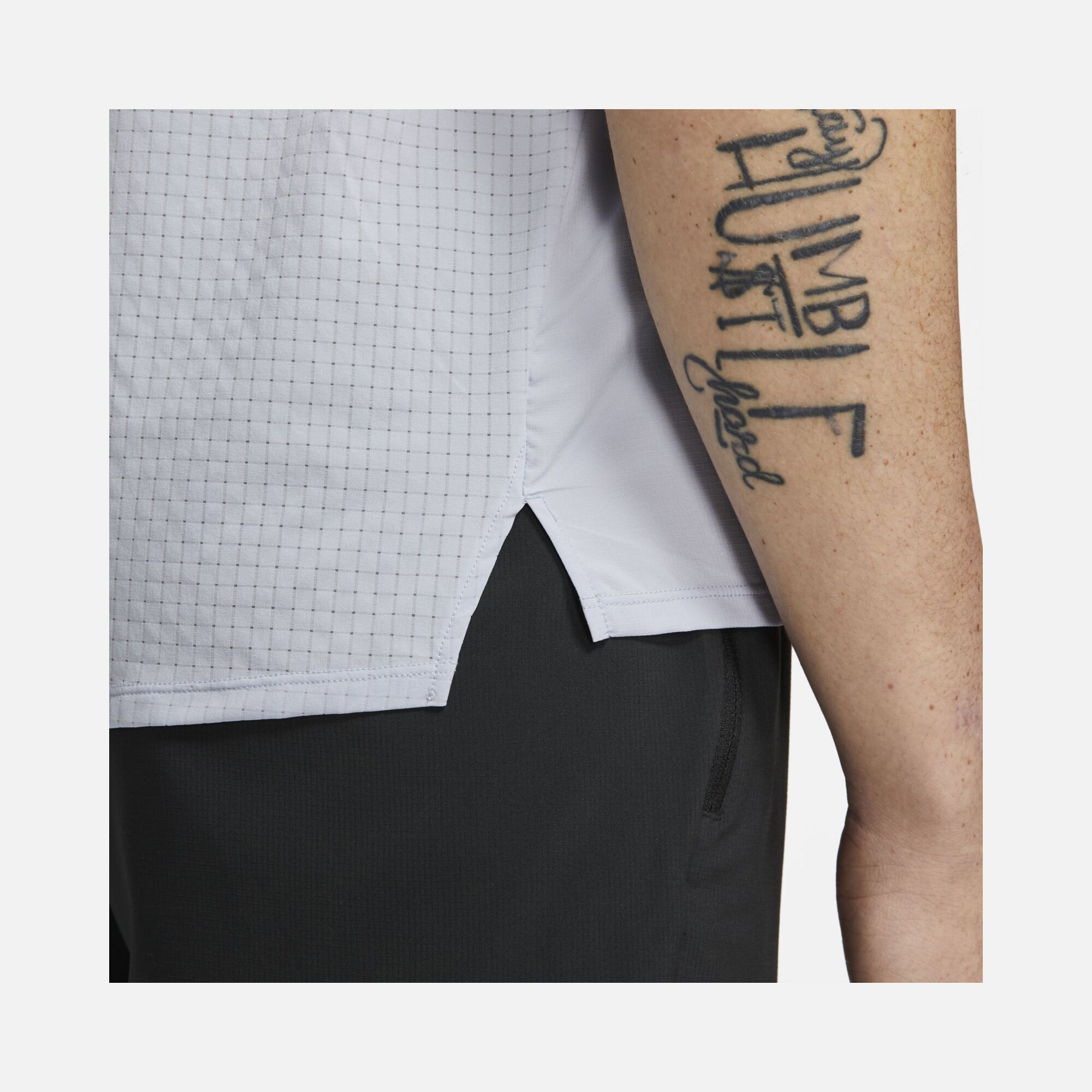 Nike Dri-Fit Trail Rise 365 Short-Sleeve Erkek Tişört