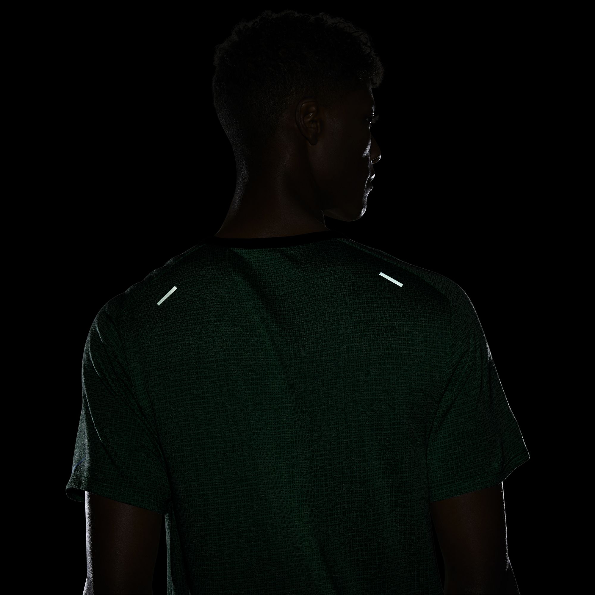 Nike Dri-Fit Run Division Running Short-Sleeve Erkek Tişört