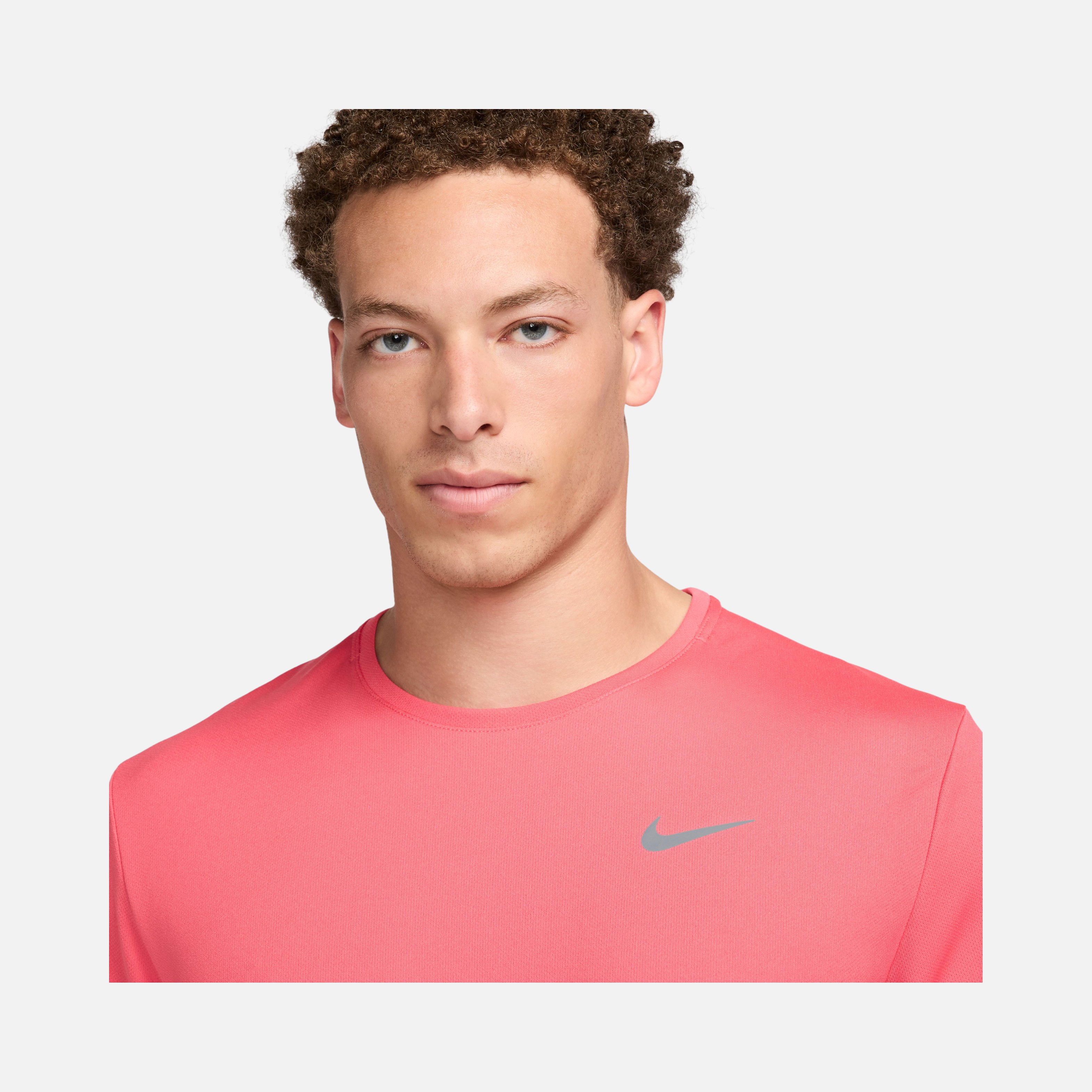 Nike Dri-Fit UV Miler Running Short-Sleeve Erkek Tişört