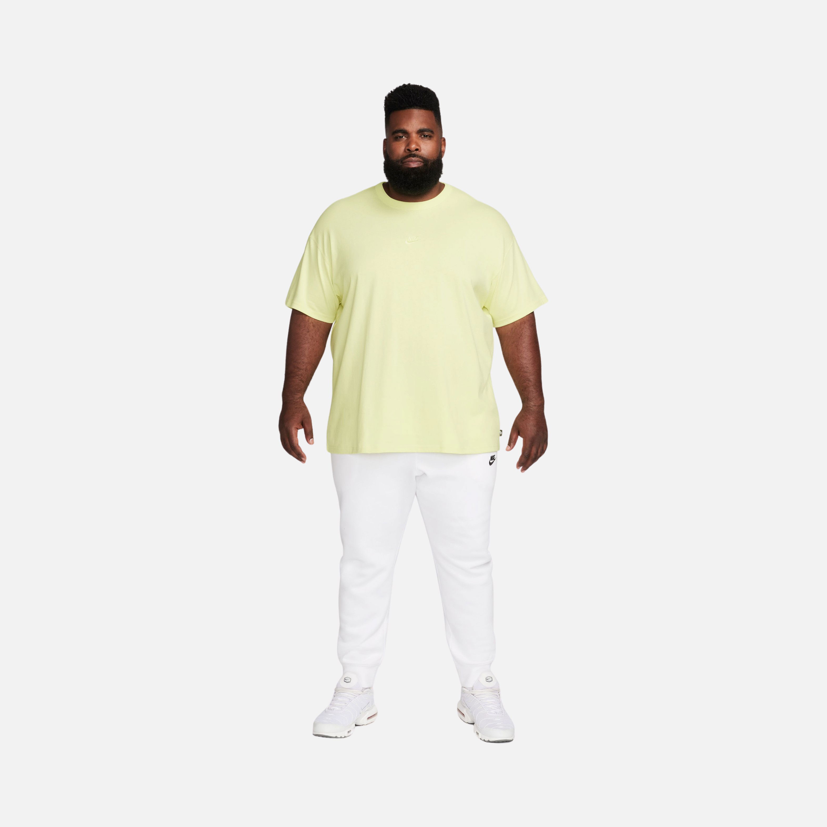 Nike Sportswear Premium Essentials Short-Sleeve Erkek Tişört