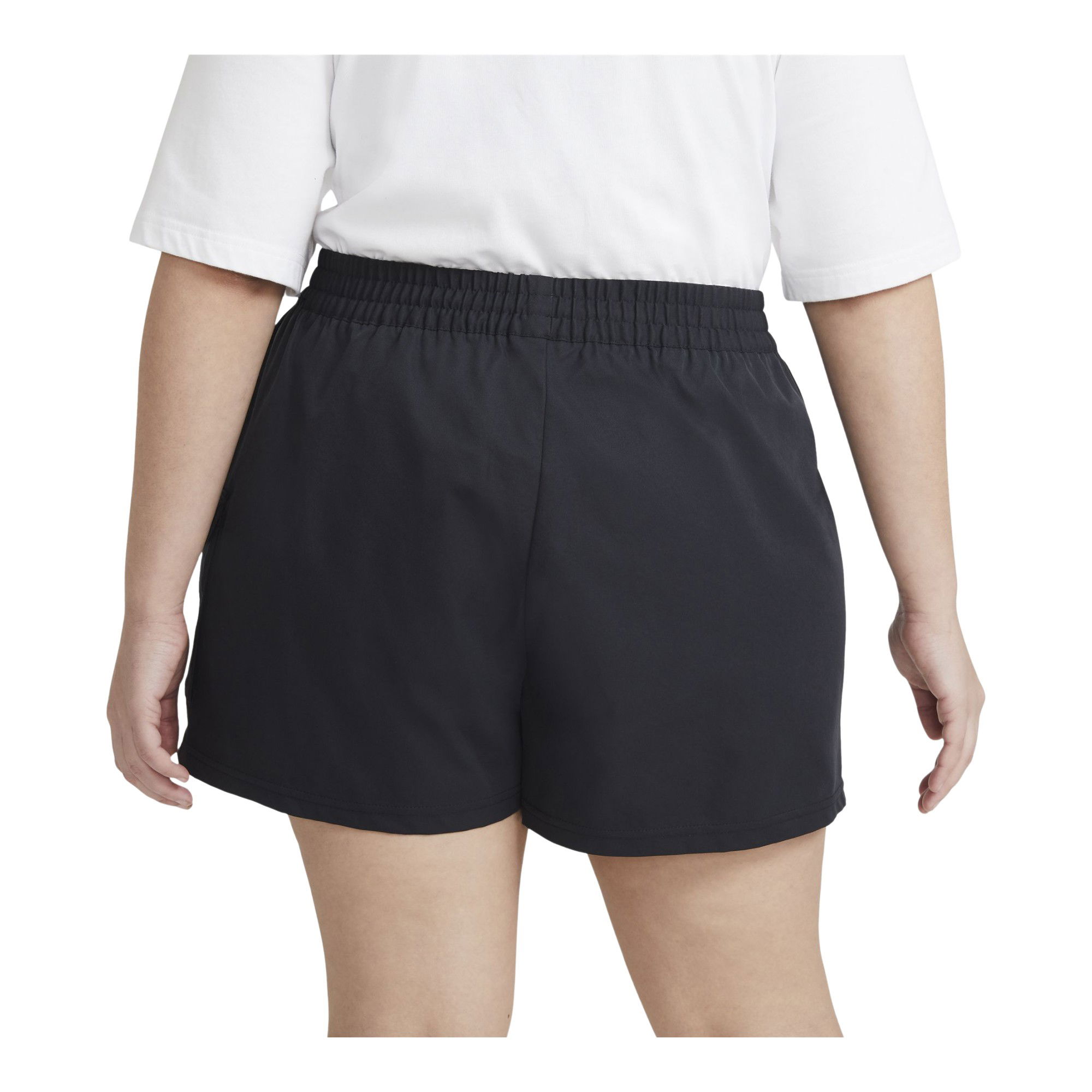 Nike Sportswear Swoosh Cargo Kadın Şort