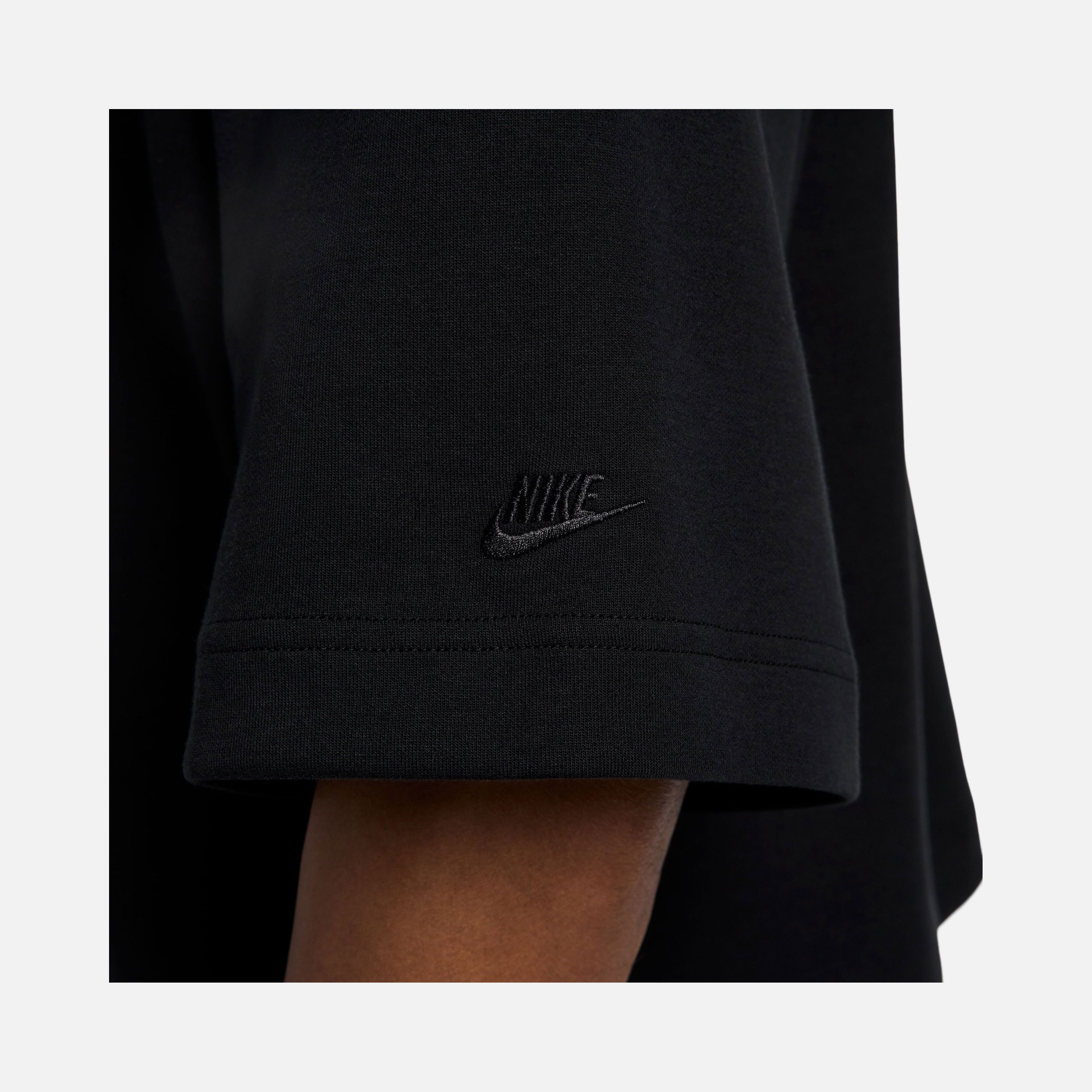Nike Sportswear Tech Fleece Reimagined Short-Sleeve Erkek Tişört