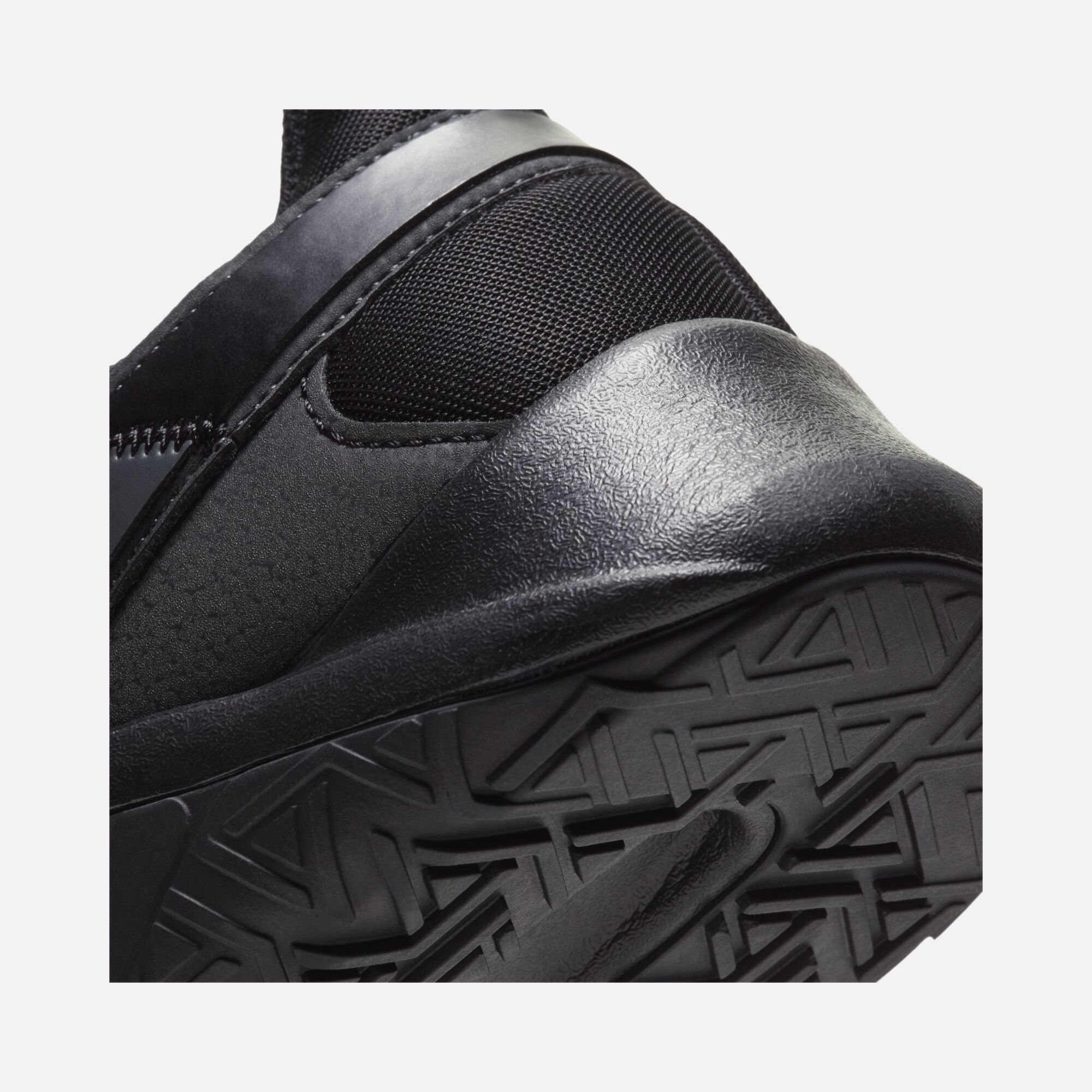 Nike Legend Essential 2 Training Erkek Spor Ayakkabı