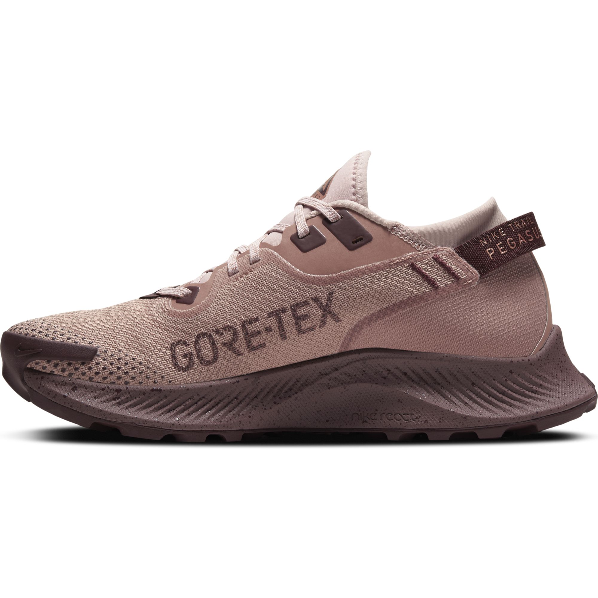 Nike Pegasus Trail 2 Gore-Tex Kadın Spor Ayakkabı