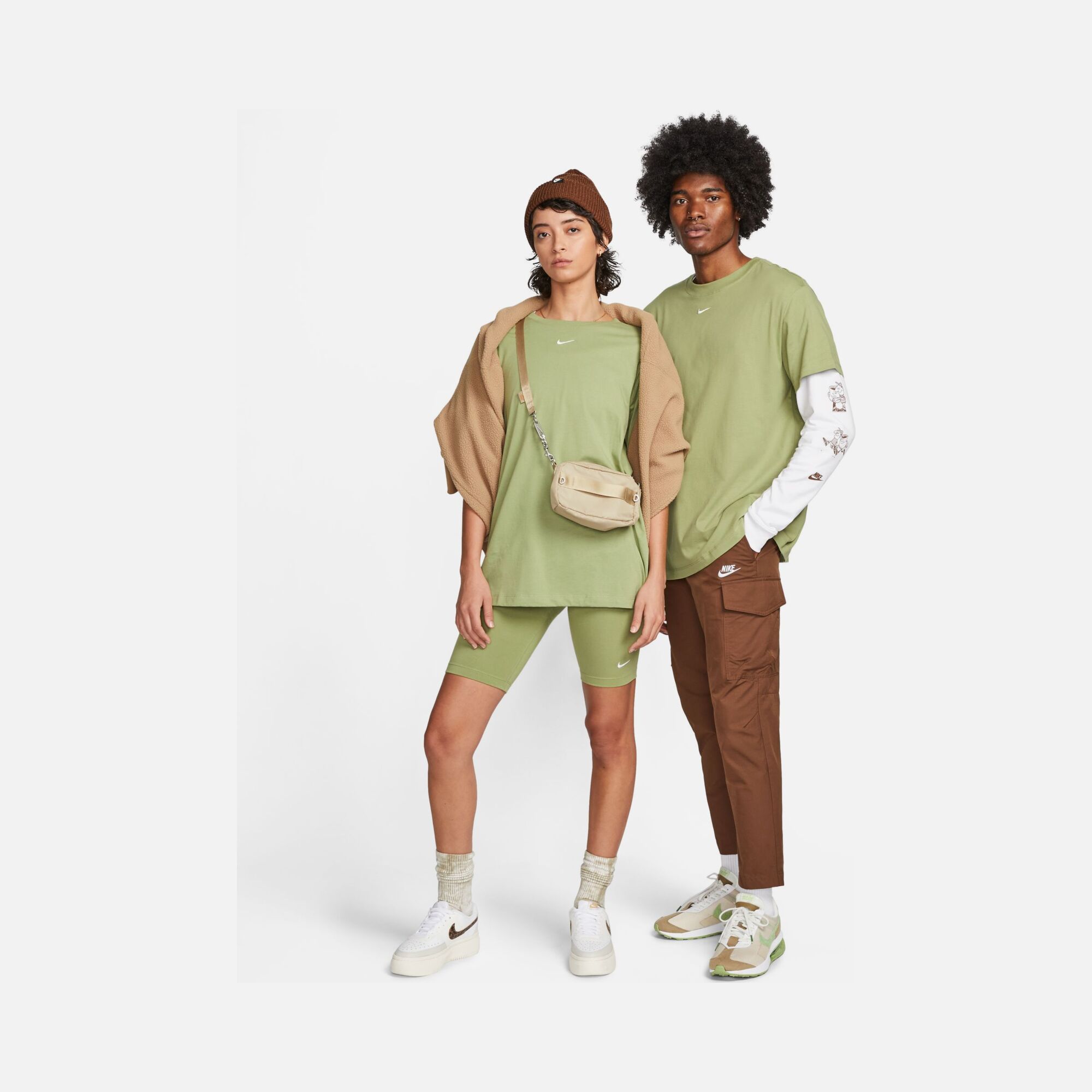 Nike Sportswear Essentials Short-Sleeve Kadın Tişört