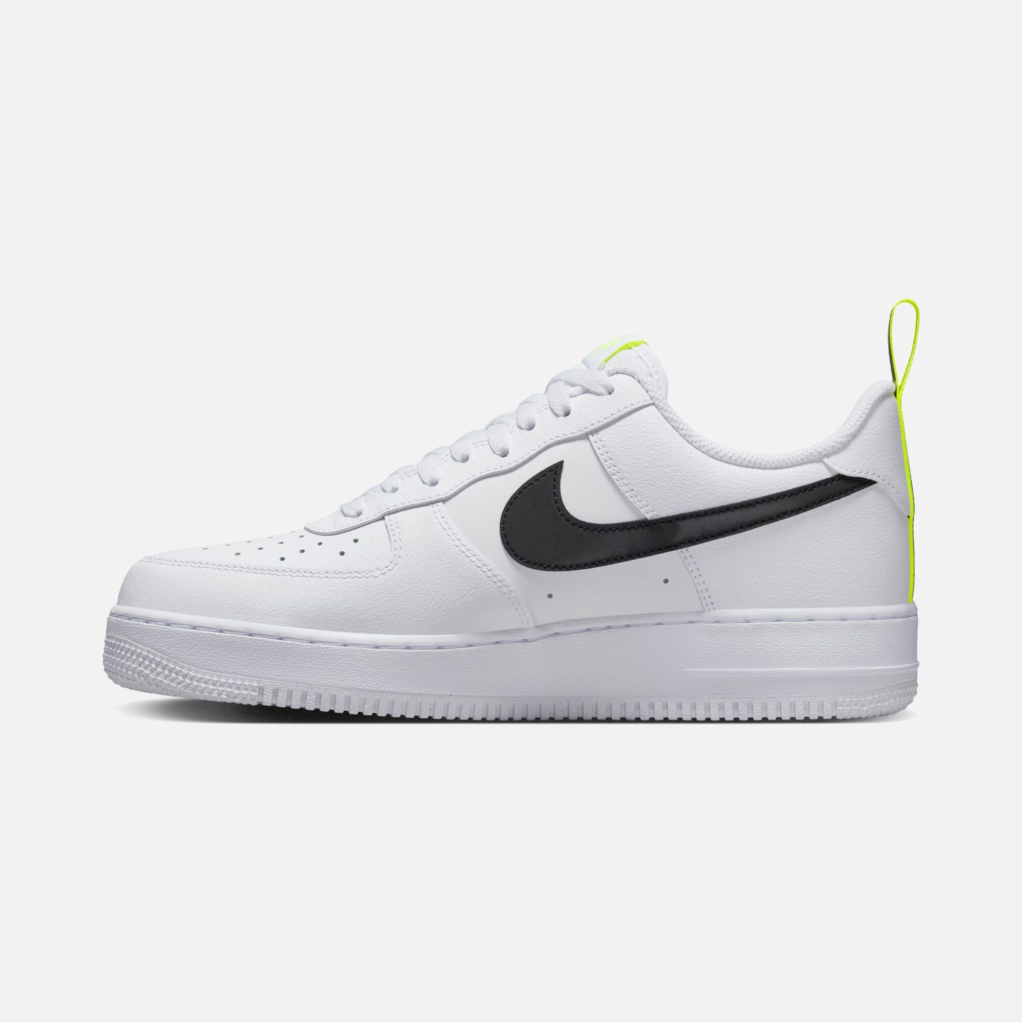Nike Air Force 1 '07 Erkek Spor Ayakkabı