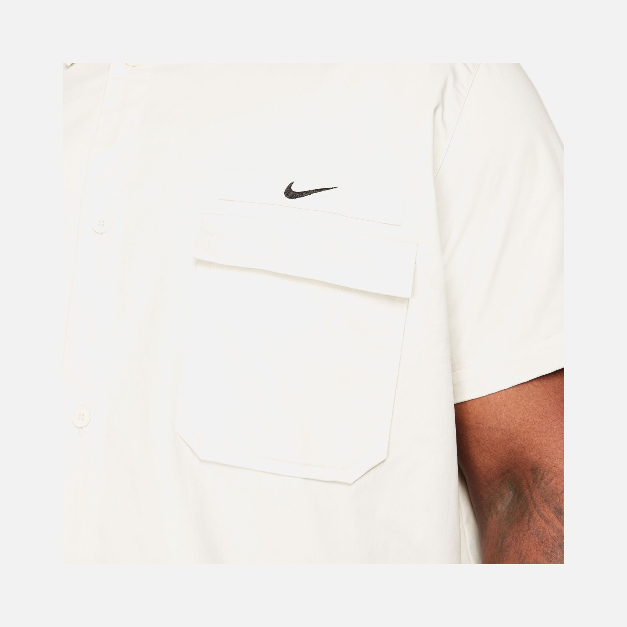 Nike Sportswear Woven Military Button-Down Short-Sleeve Erkek Gömlek