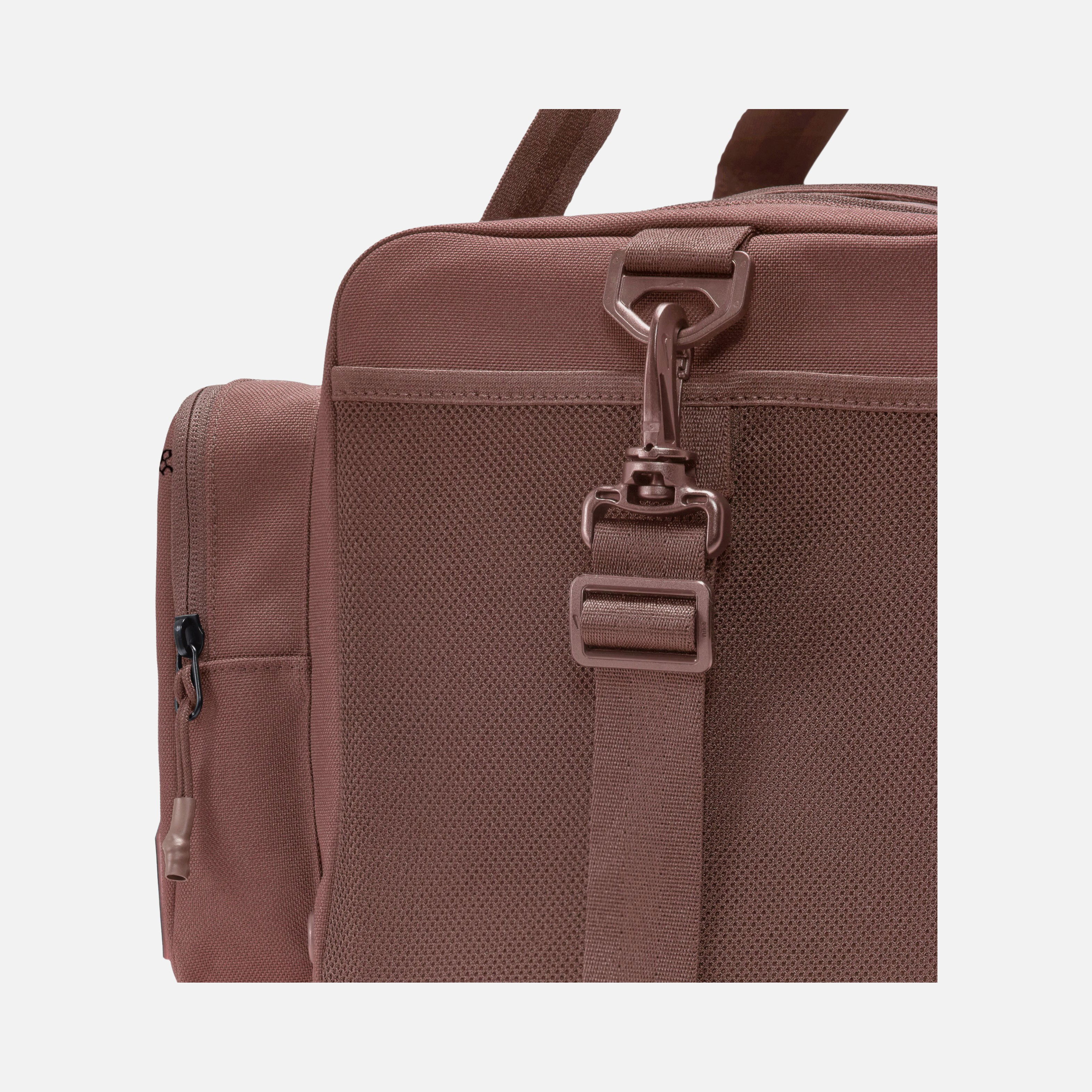 Nike Utility Power Duff 2.0 Graphic (Small - 31 L) Athletic Training Erkek Spor Çantası