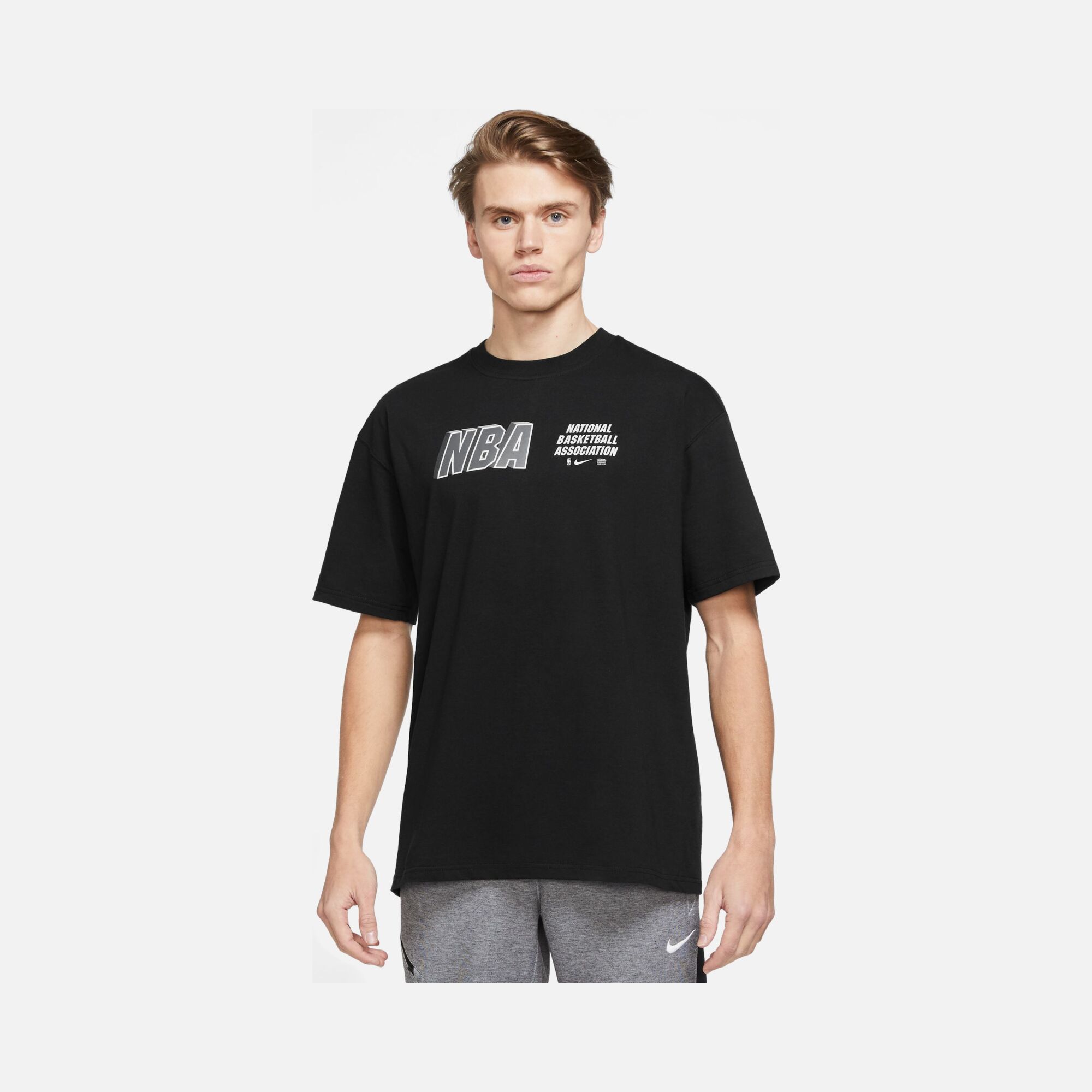 Nike Team 31 Courtside Max 90 NBA Short-Sleeve Erkek Tişört