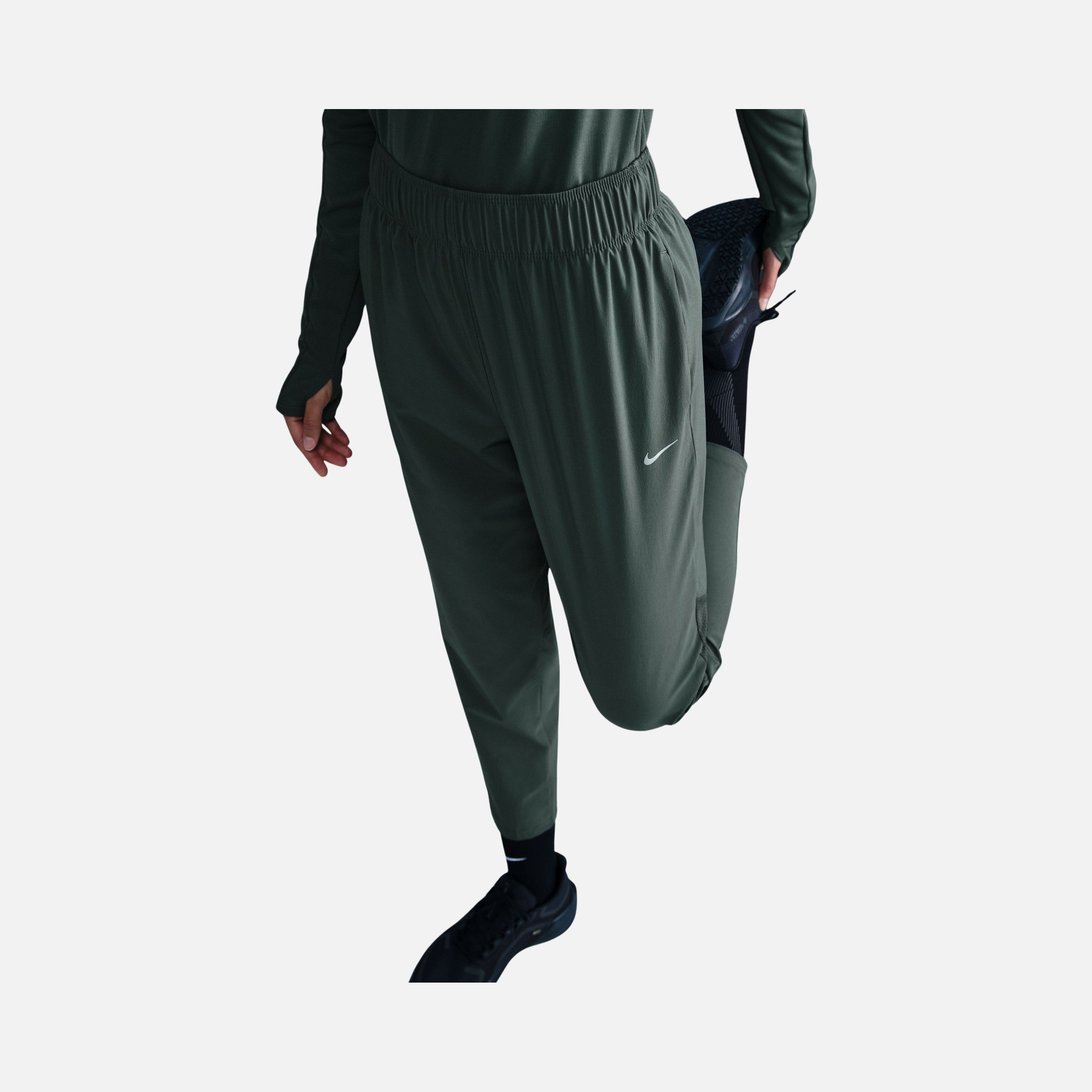 Nike Dri-Fit Fast Mid-Rise 7/8 Running Kadın Eşofman Altı