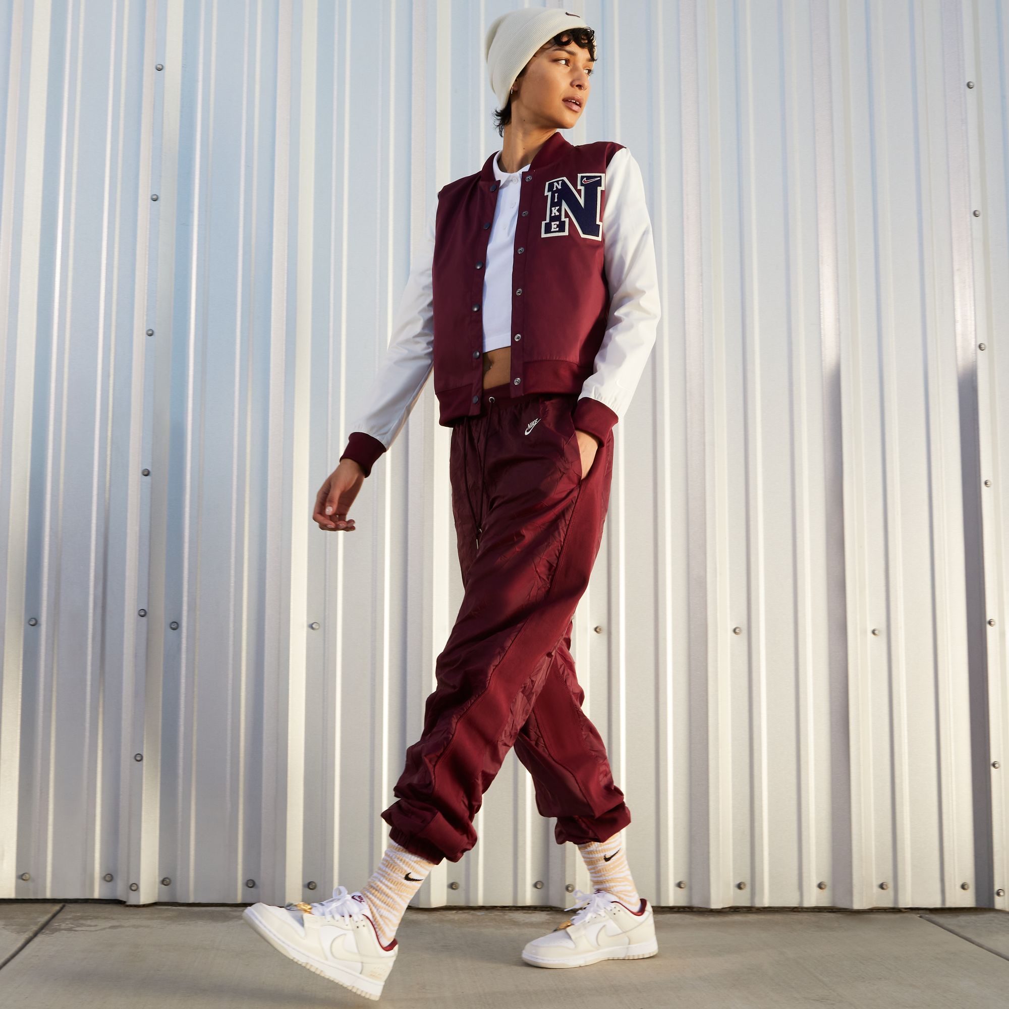 Nike Dunk Low SE ''Just Do It MMXXIII'' Kadın Spor Ayakkabı