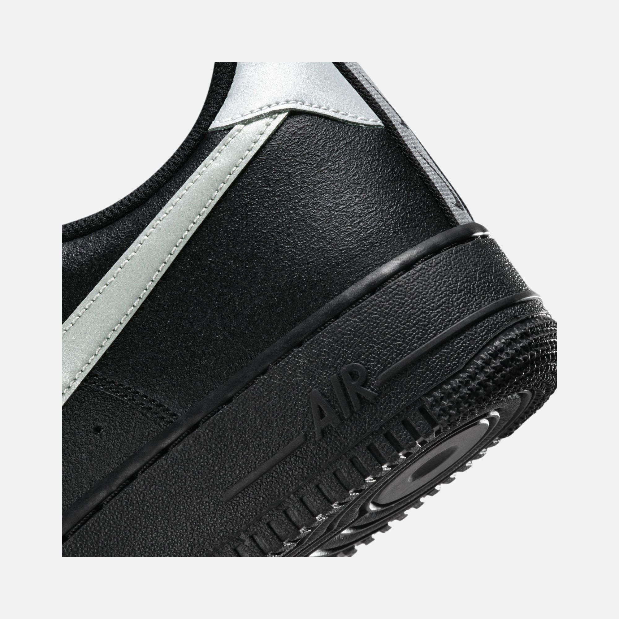 Nike Air Force 1 '07 LV8 Utility Erkek Spor Ayakkabı