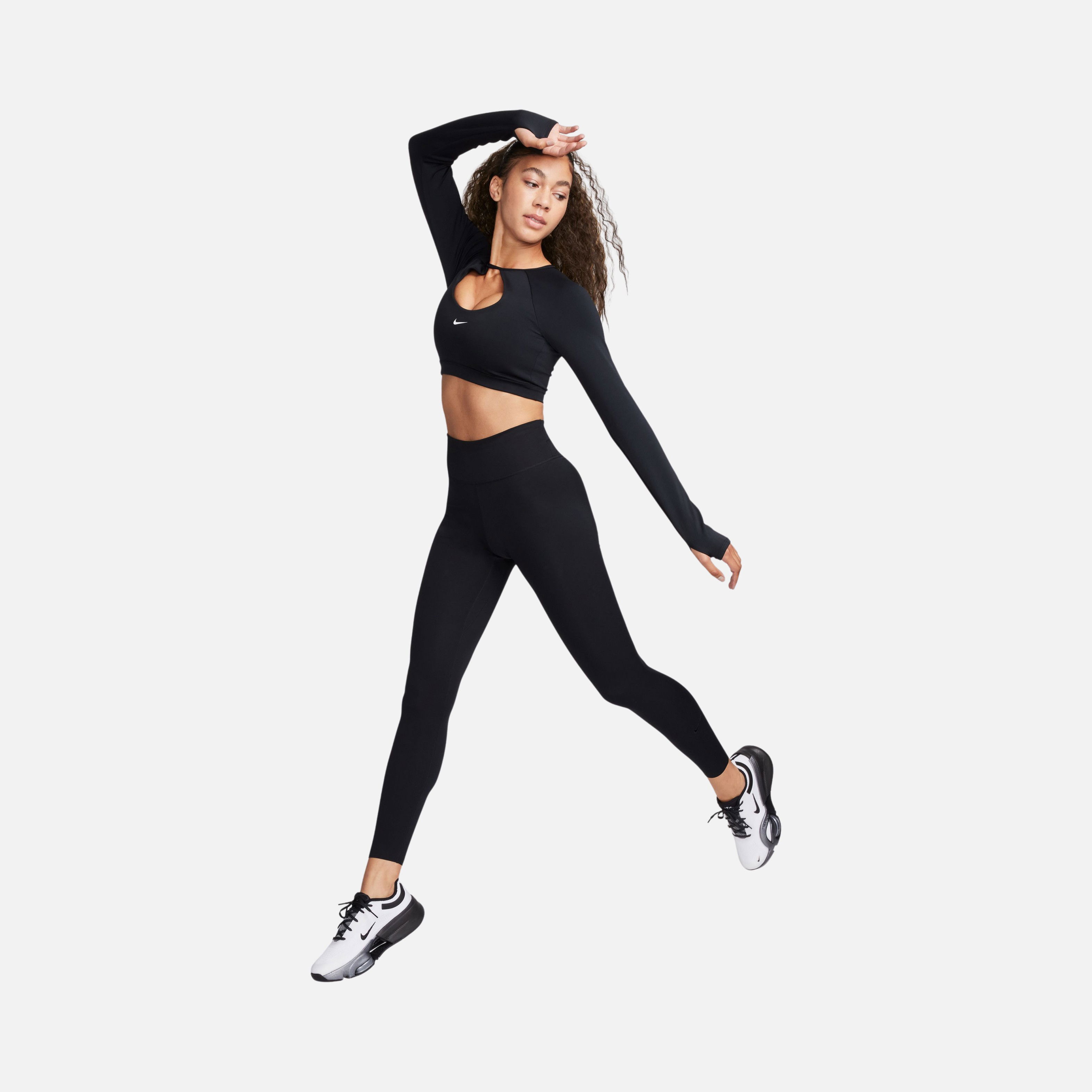 Nike Dri-Fit Cropped Medium-Support Padded Long-Sleeve Training Kadın Bra