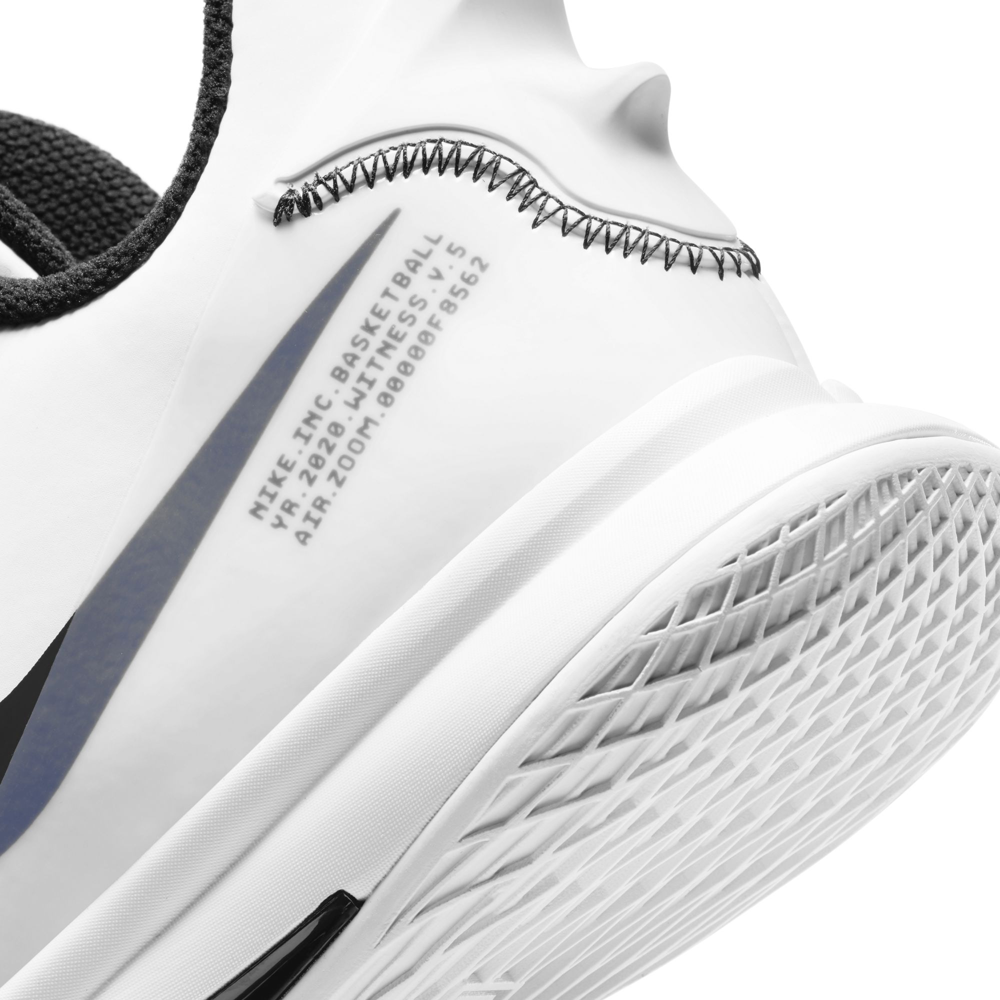 Nike LeBron James Witness V Erkek Basketbol Ayakkabısı