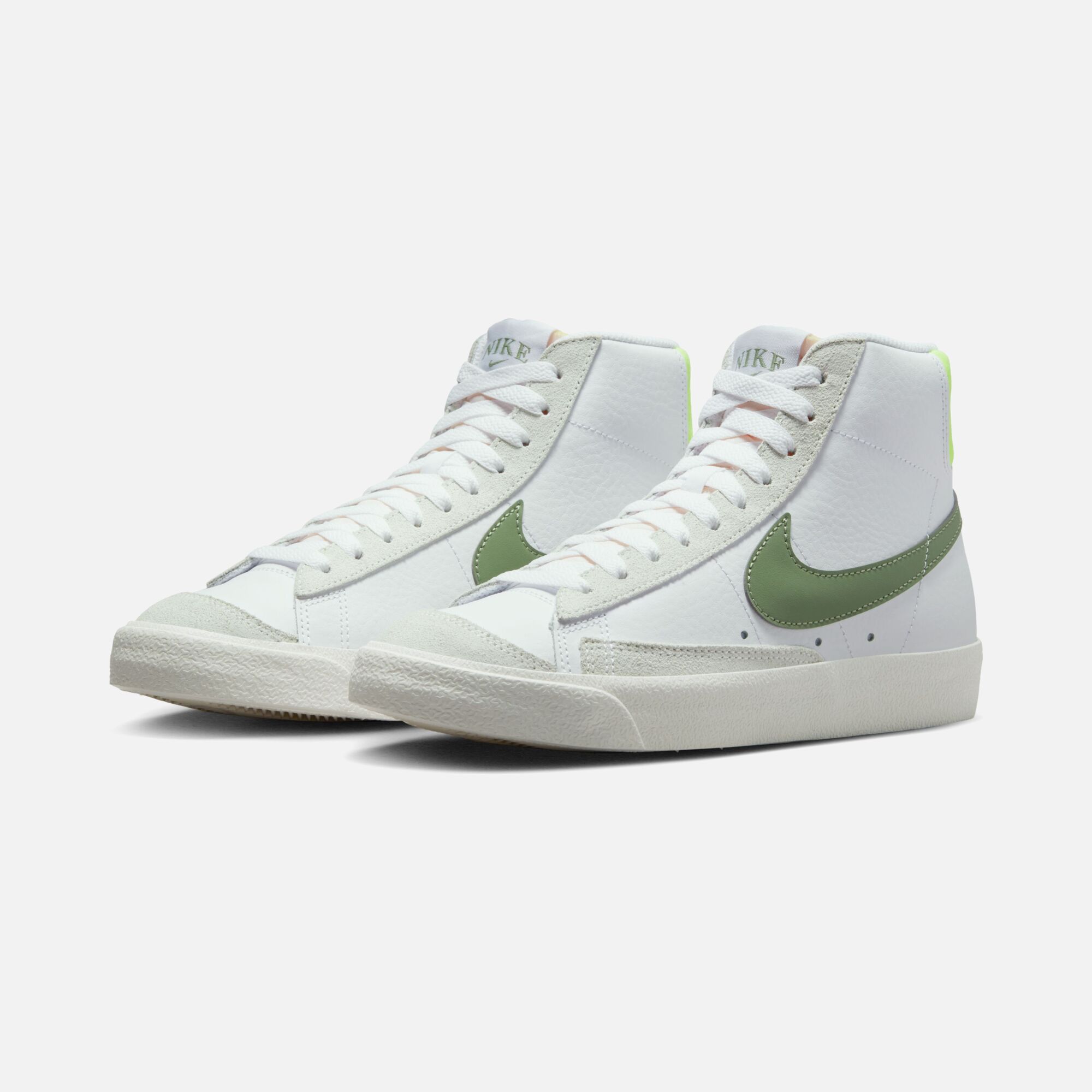 Nike Blazer Mid '77 ''Retro Logo'' Kadın Spor Ayakkabı