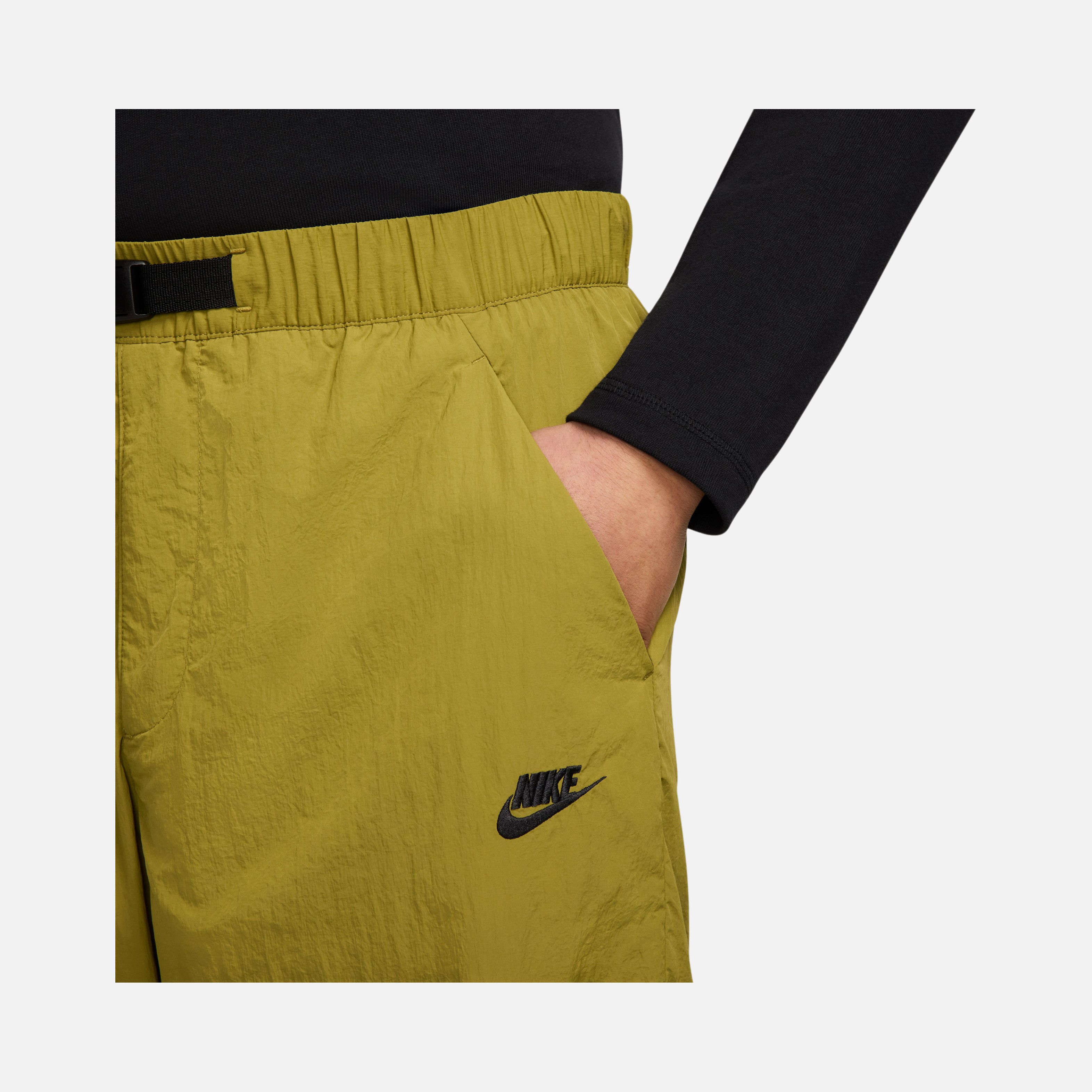 Nike Sportswear Tech Woven UV Coating Cargo Erkek Pantolon