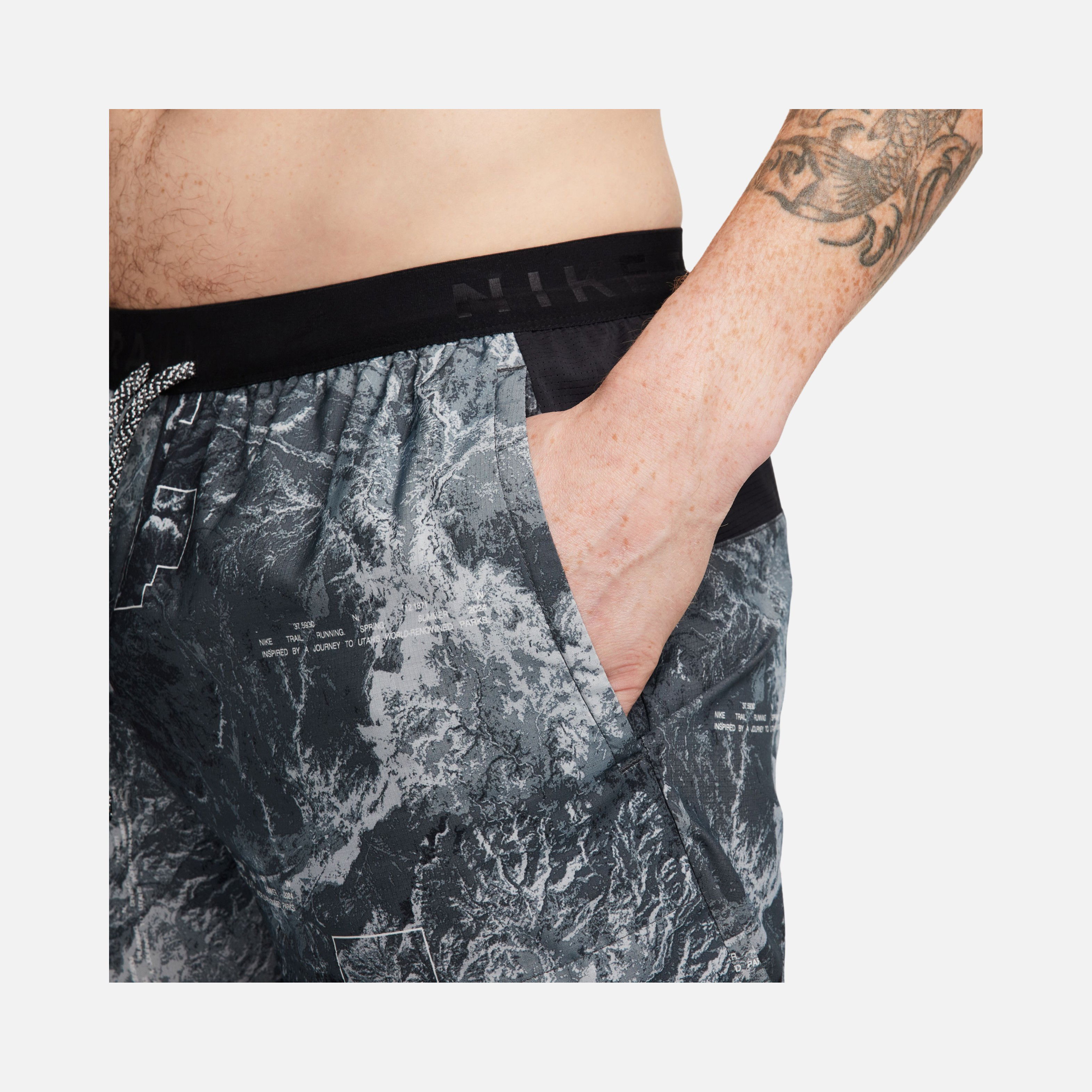 Nike Stride Dri-Fit 7" Brief-Lined All-Over Printed Running Erkek Şort