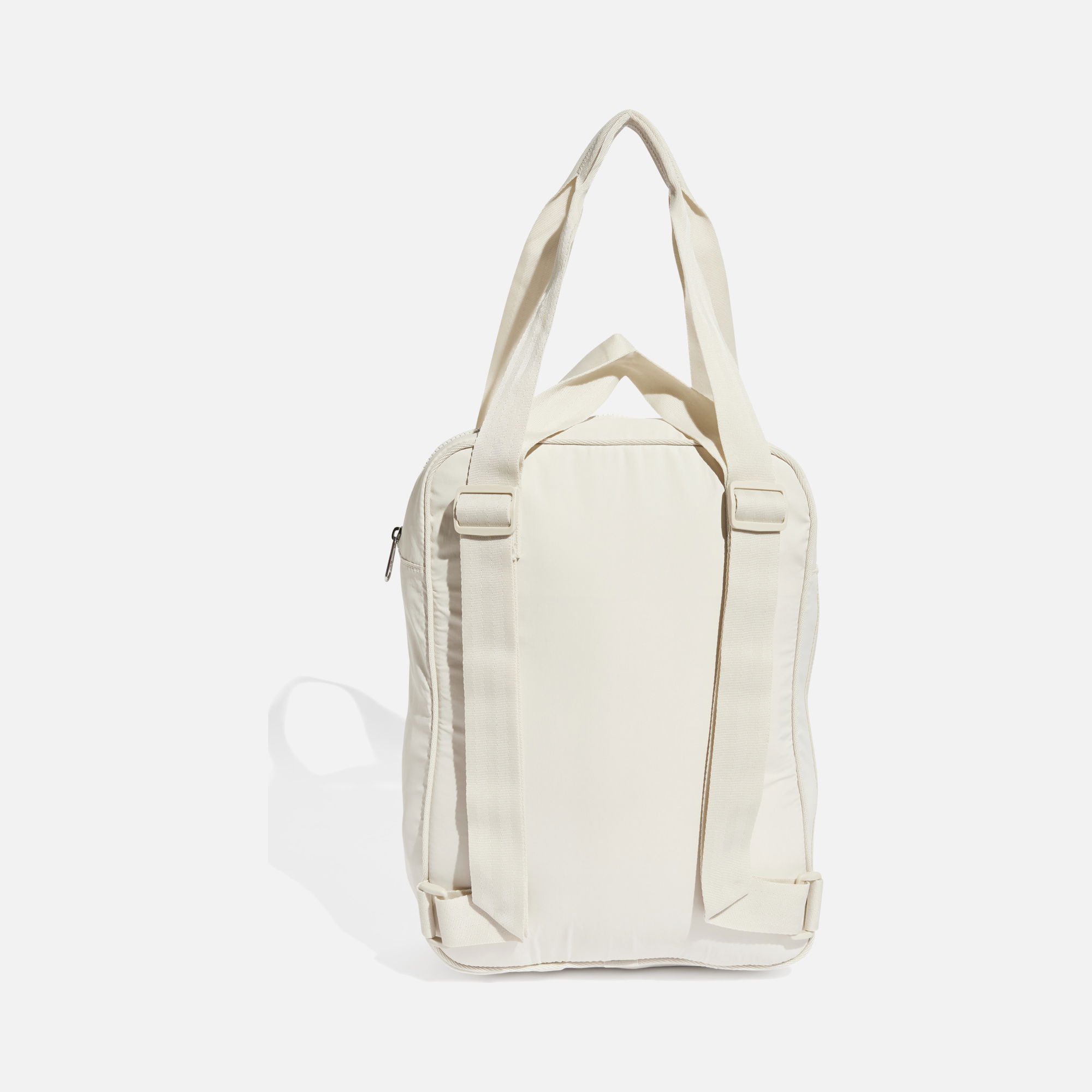 adidas Originals Embossed Trefoil Graphic (19,75 L) Functional & Compact Unisex Sırt Çantası