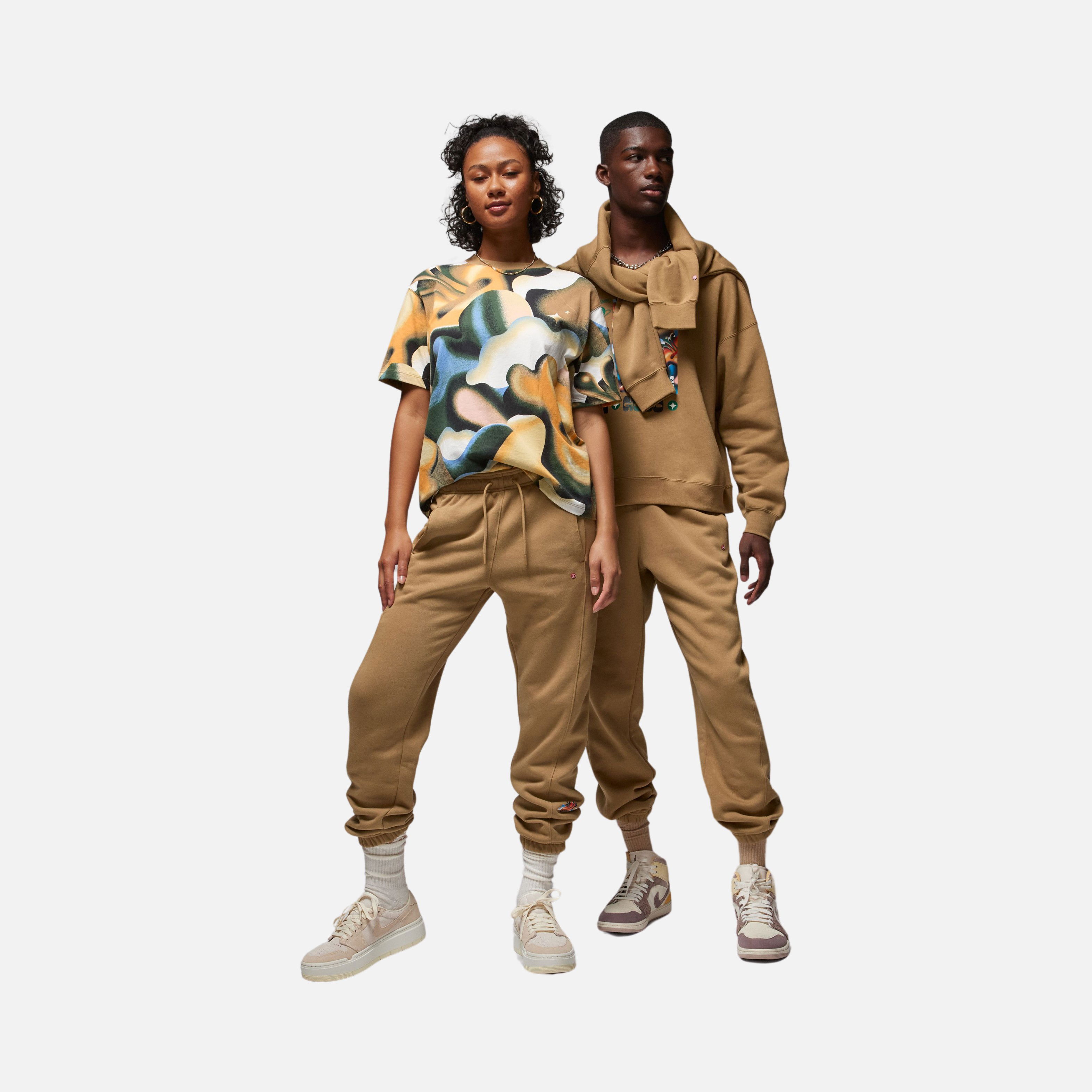 Nike Jordan Essentials ''by Jordan Moss Artist Series'' Fleece Kadın Eşofman Altı