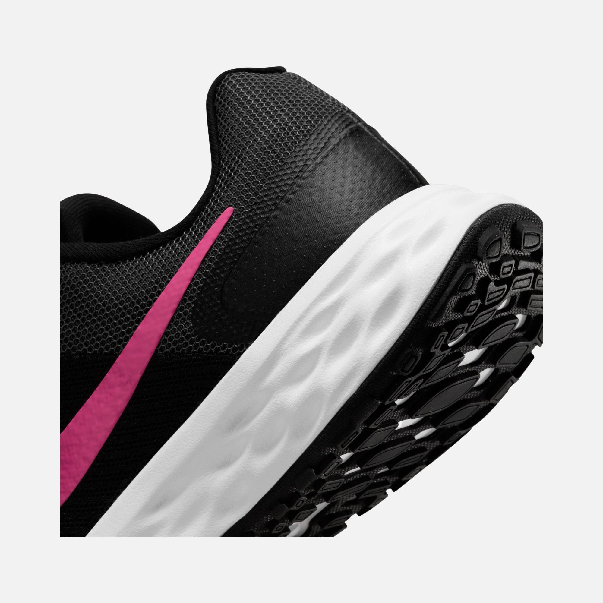 Nike Revolution 6 Next Nature Road Running Kadın Spor Ayakkabı