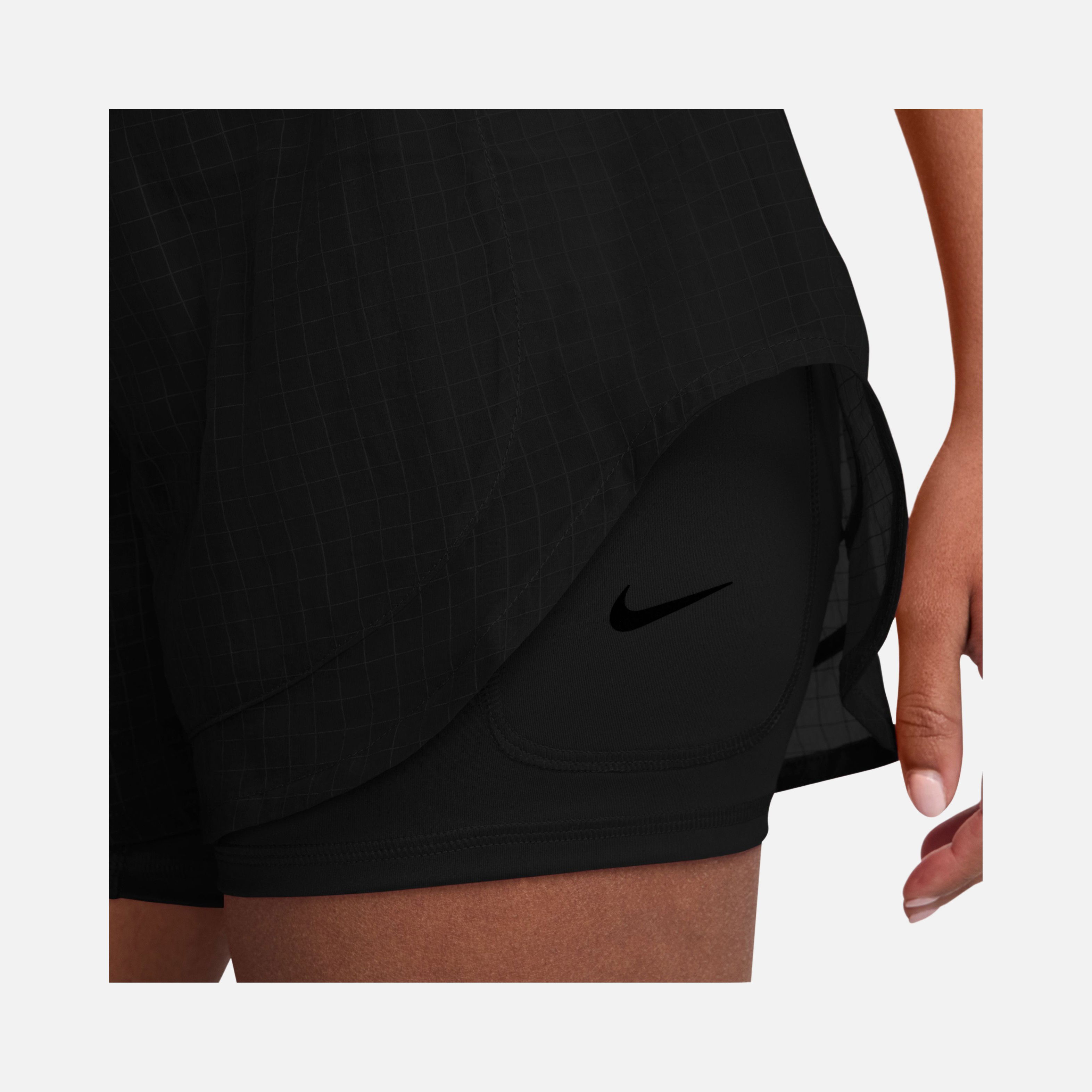 Nike Dri-Fit Run Division Mid-Rise 7.5cm (approx.) 2-in-1 Running Kadın Şort