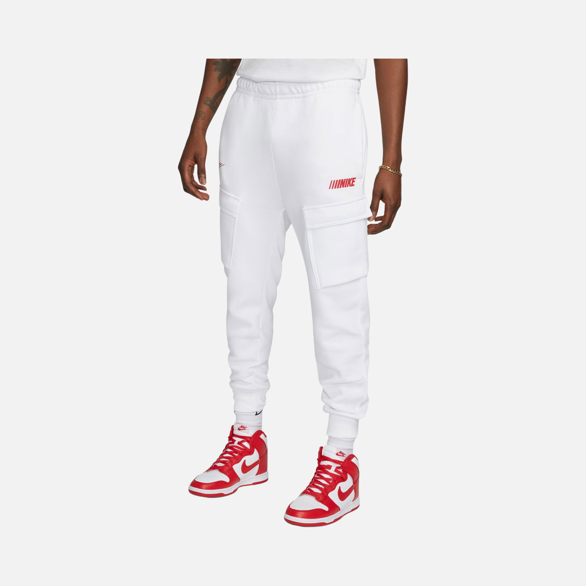 Nike Sportswear Standard Issue Fleece Cargo Erkek Eşofman Altı