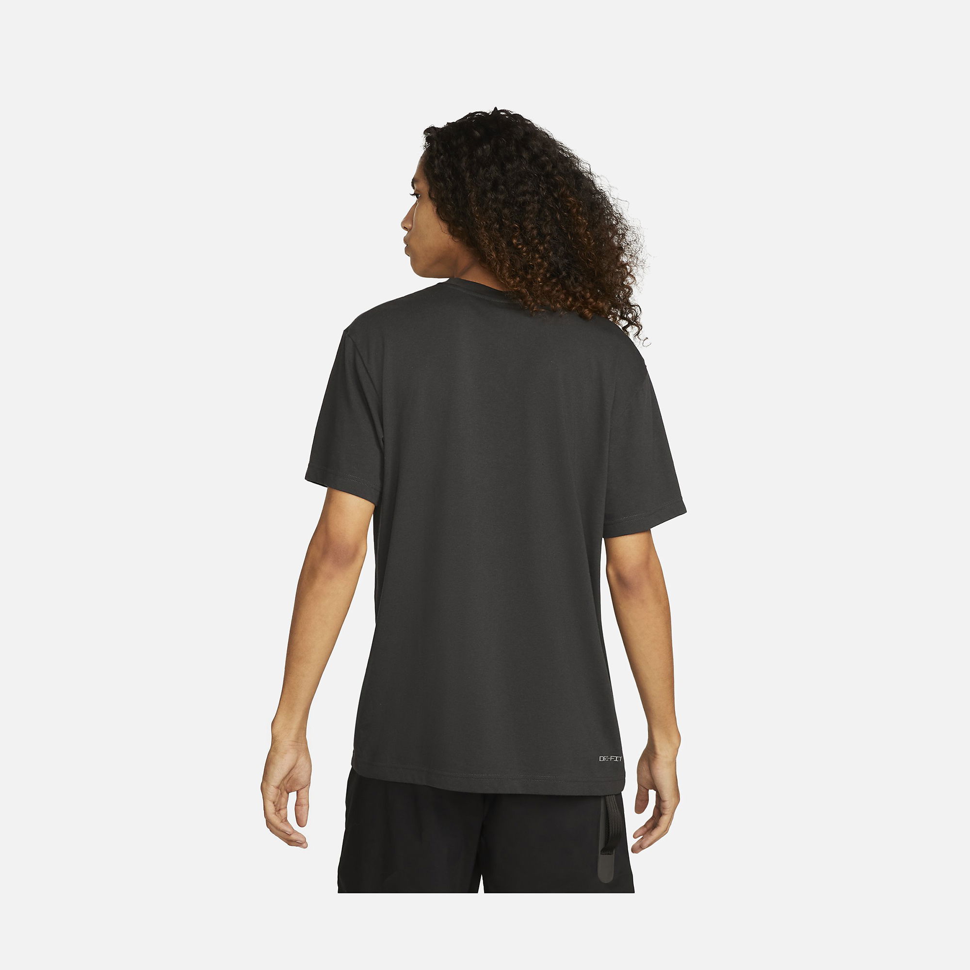 Nike Sportswear Dri-Fit Sport Utility Pack Short-Sleeve Erkek Tişört