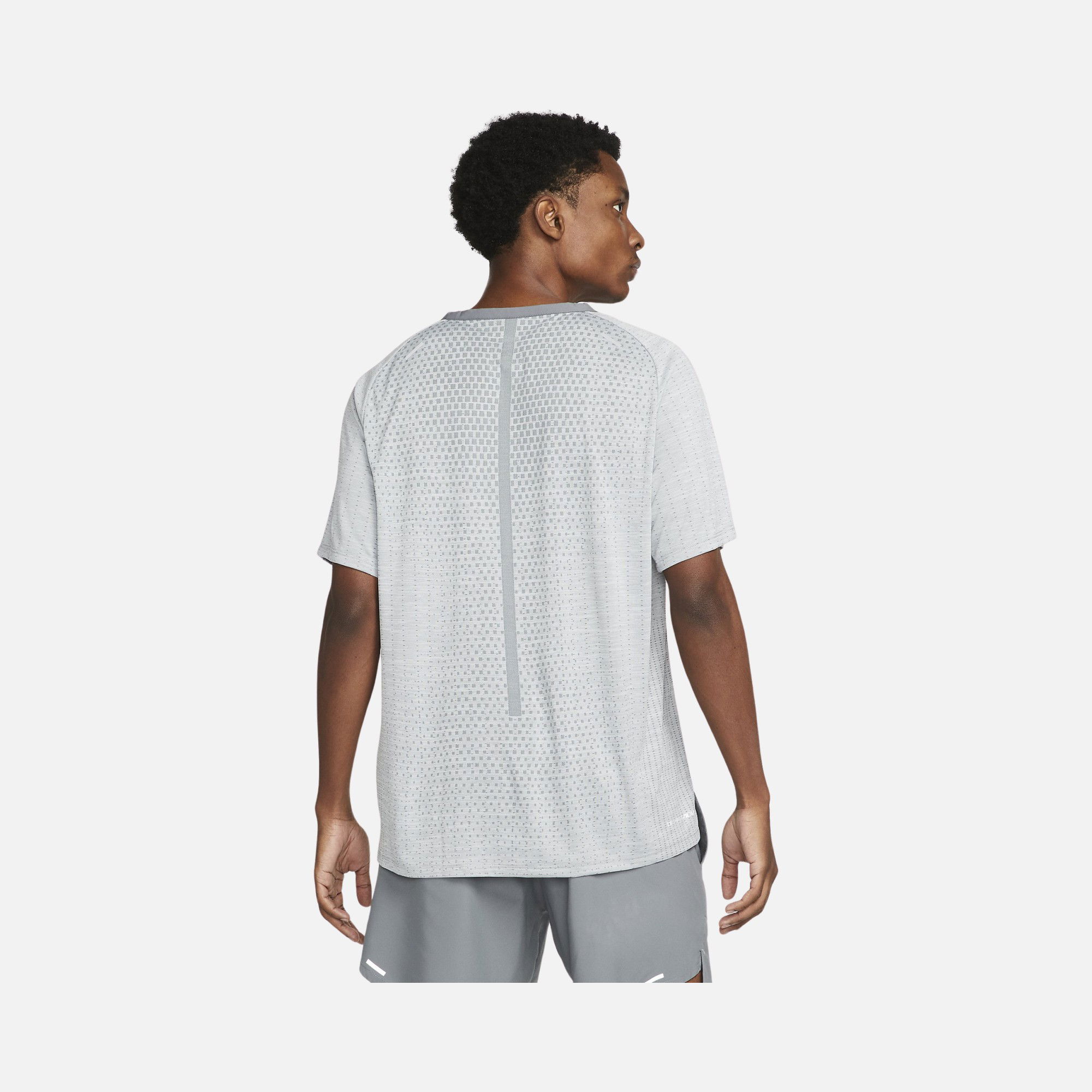 Nike Dri-Fit ADV TechKnit Ultra Running Short-Sleeve Erkek Tişört