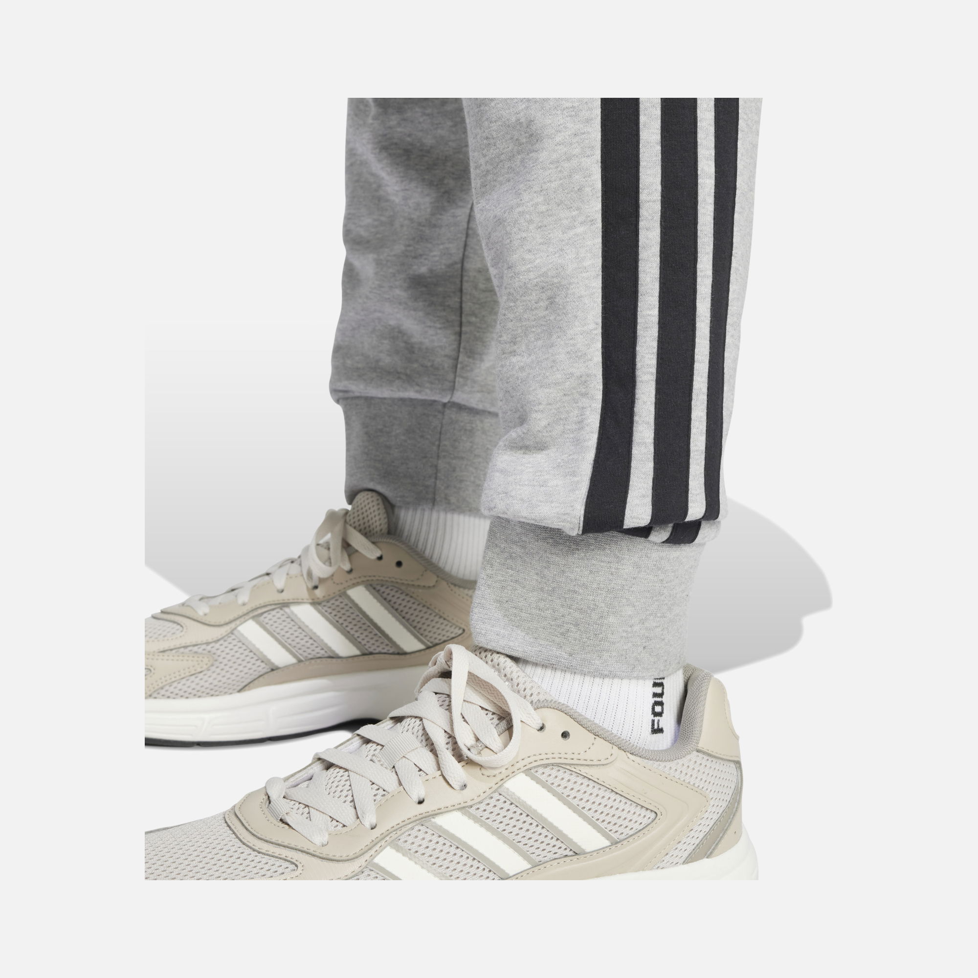 adidas Essential 3-Stripes French Terry Tapered Leg Design Erkek Eşofman Altı